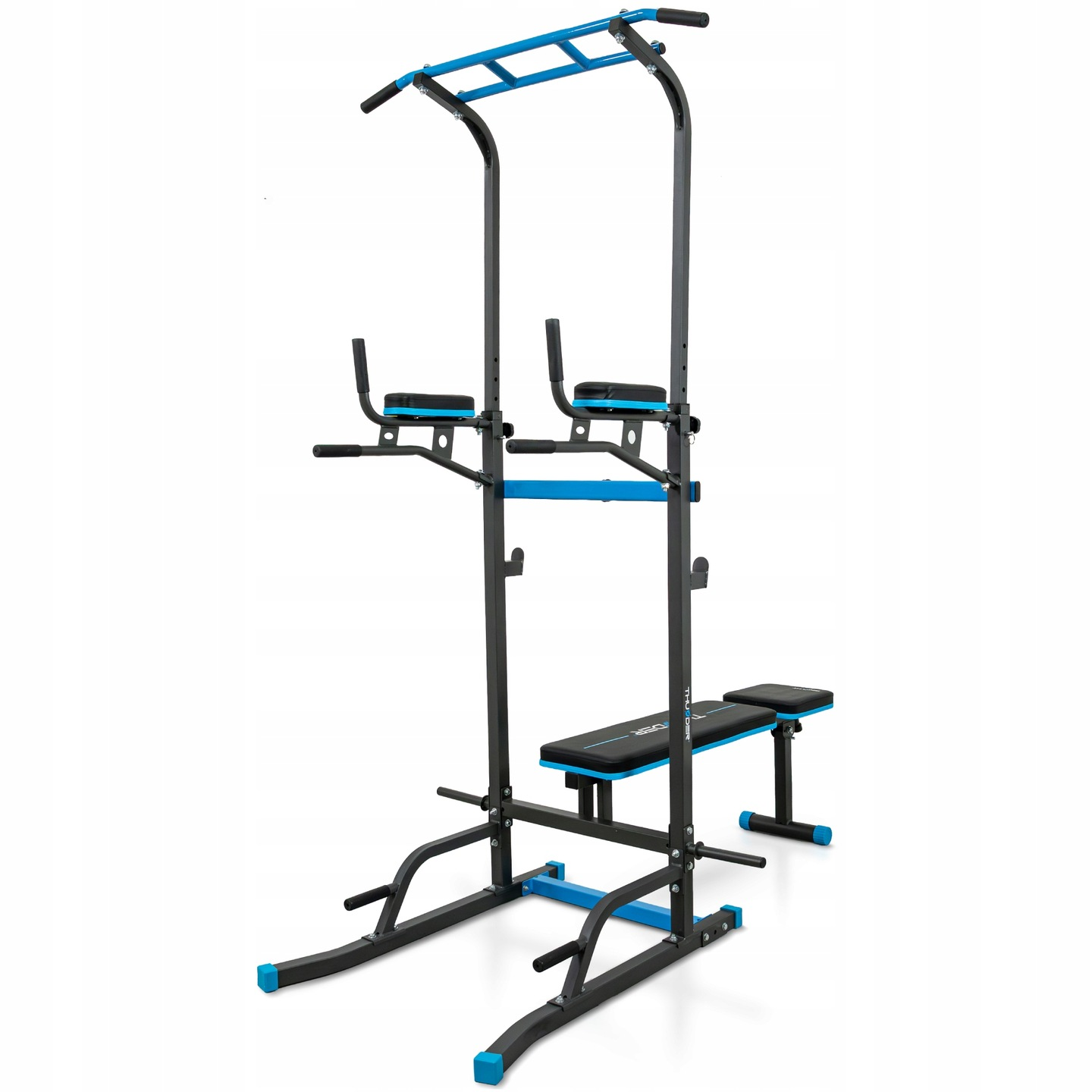 Ein schwarzes und blaues Fitnessgerät mit Klimmzugstange, Dip-Station und Bank.