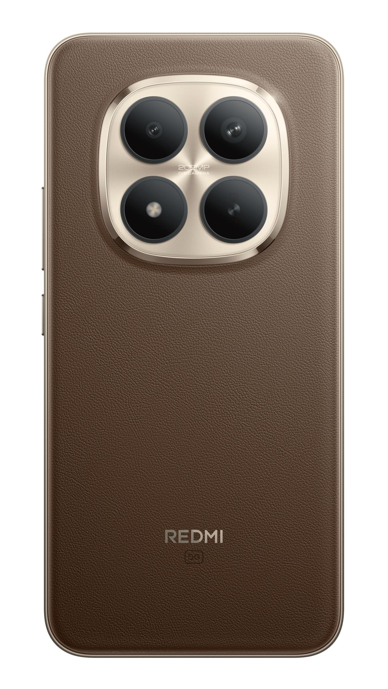 Dört kameralı kahverengi deri akıllı telefonun arkası ve Redmi logosu.