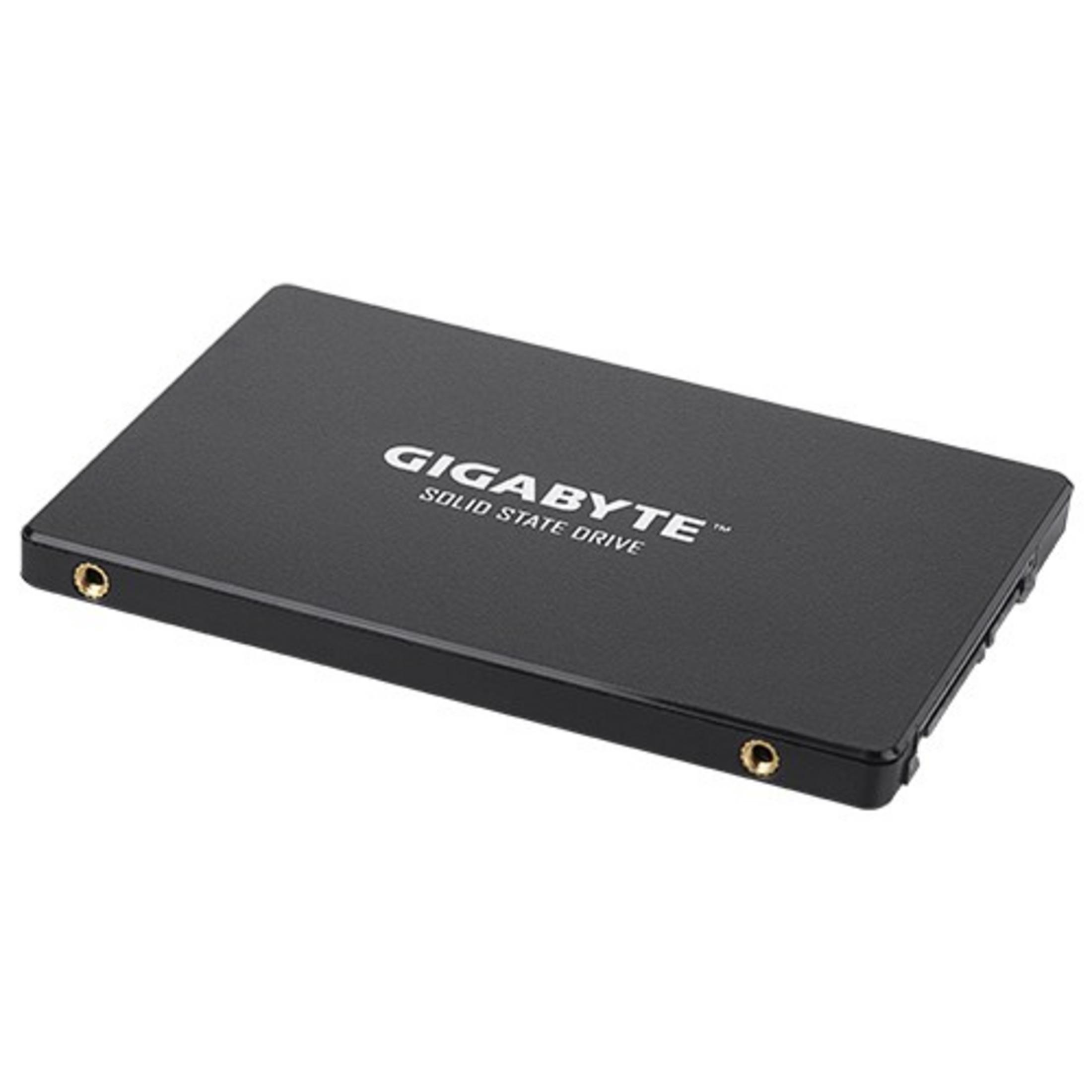 Czarny dysk SSD GIGABYTE z otworami na śruby po jednej stronie.