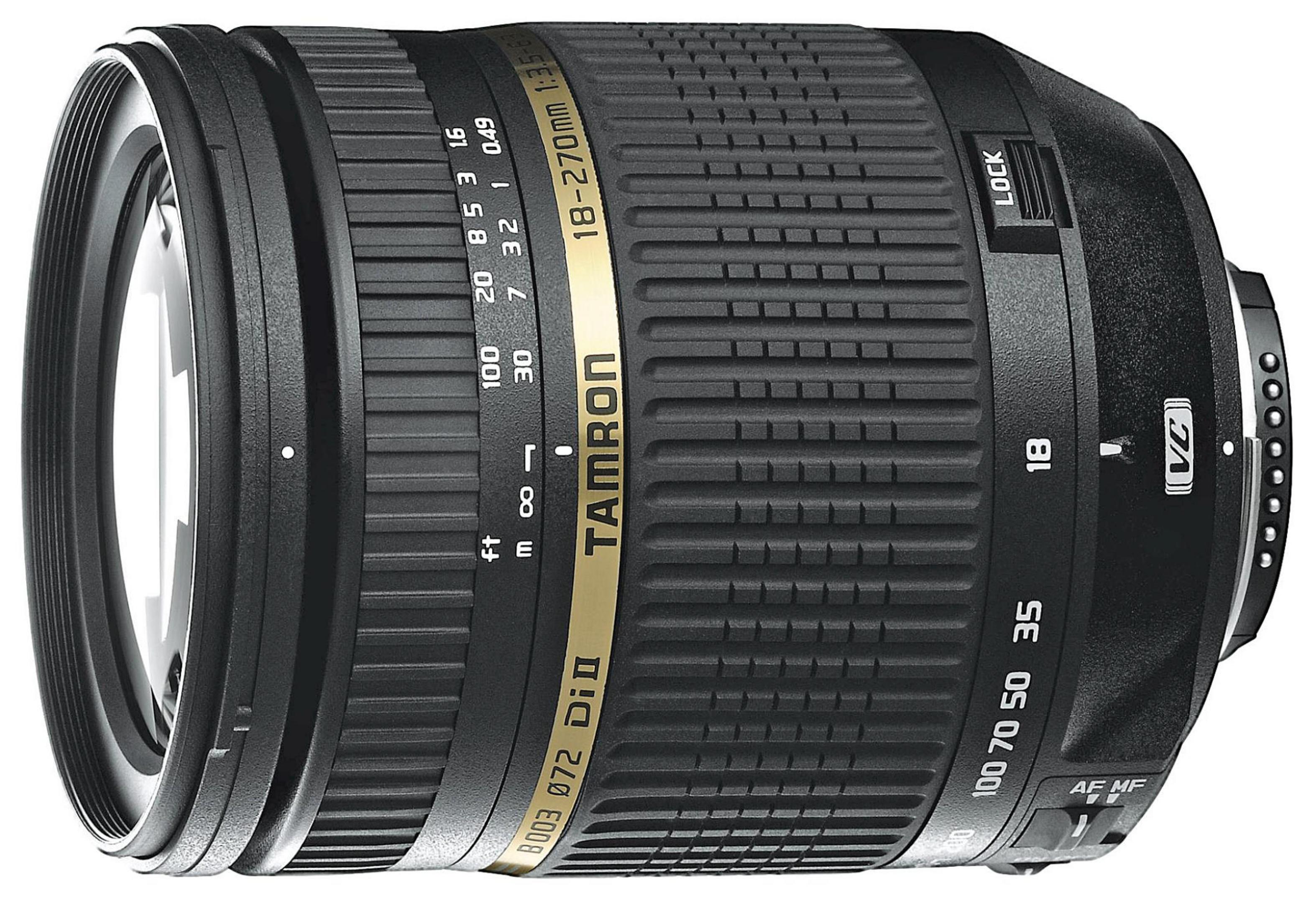 Ein Tamron 18-270mm Zoomobjektiv mit Fokus- und Zoomringen. Nahaufnahme.