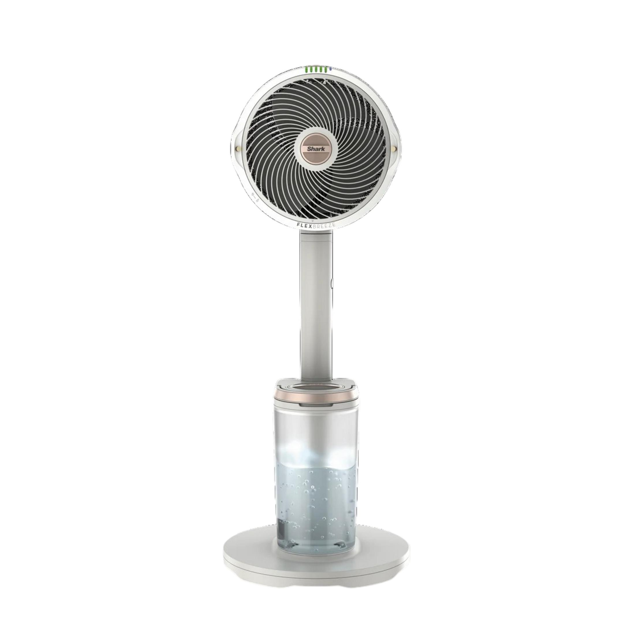 Ein weißer Standventilator mit einem transparenten Wasserbehälter unten.