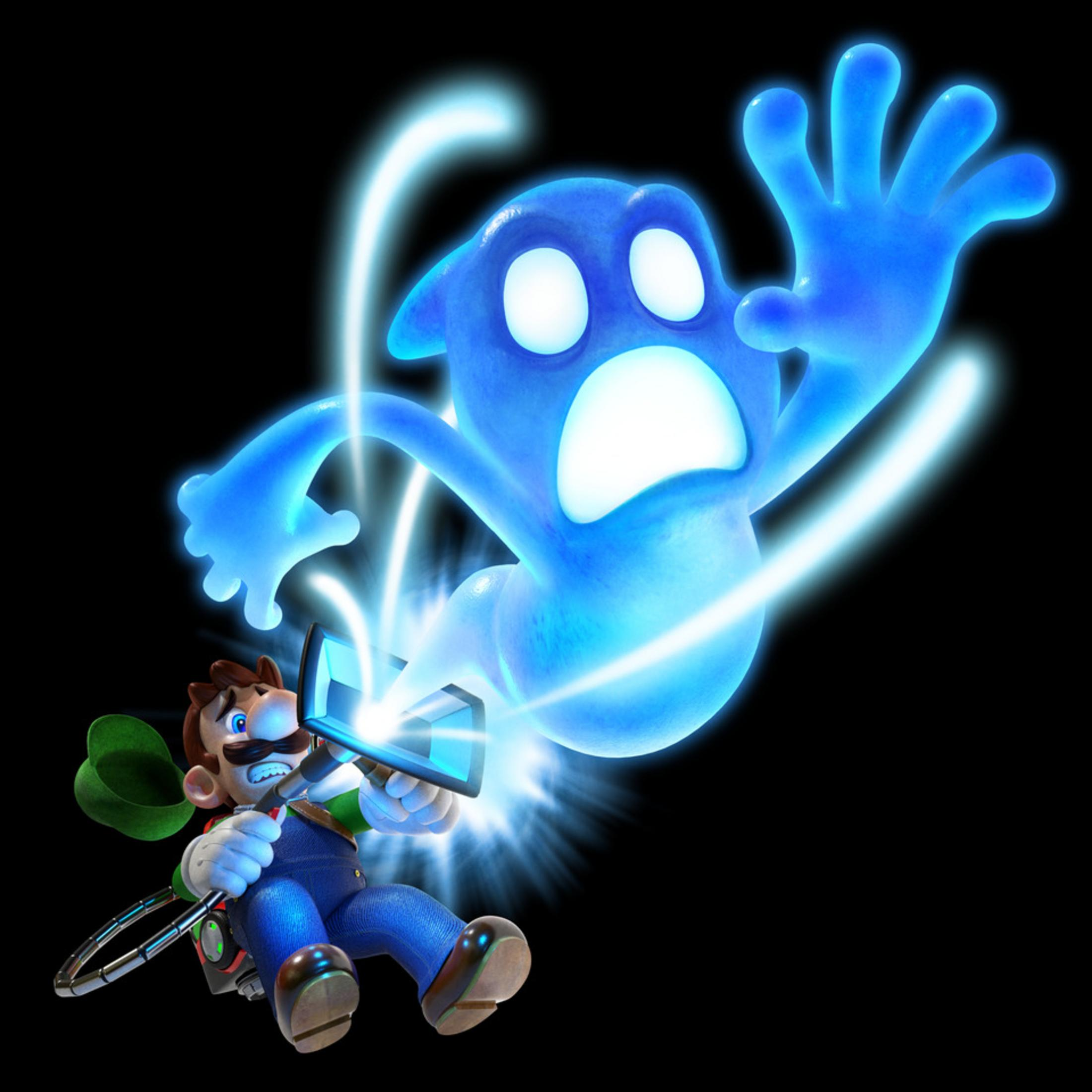 Luigi atrapa un fantasma azul con una aspiradora modificada.