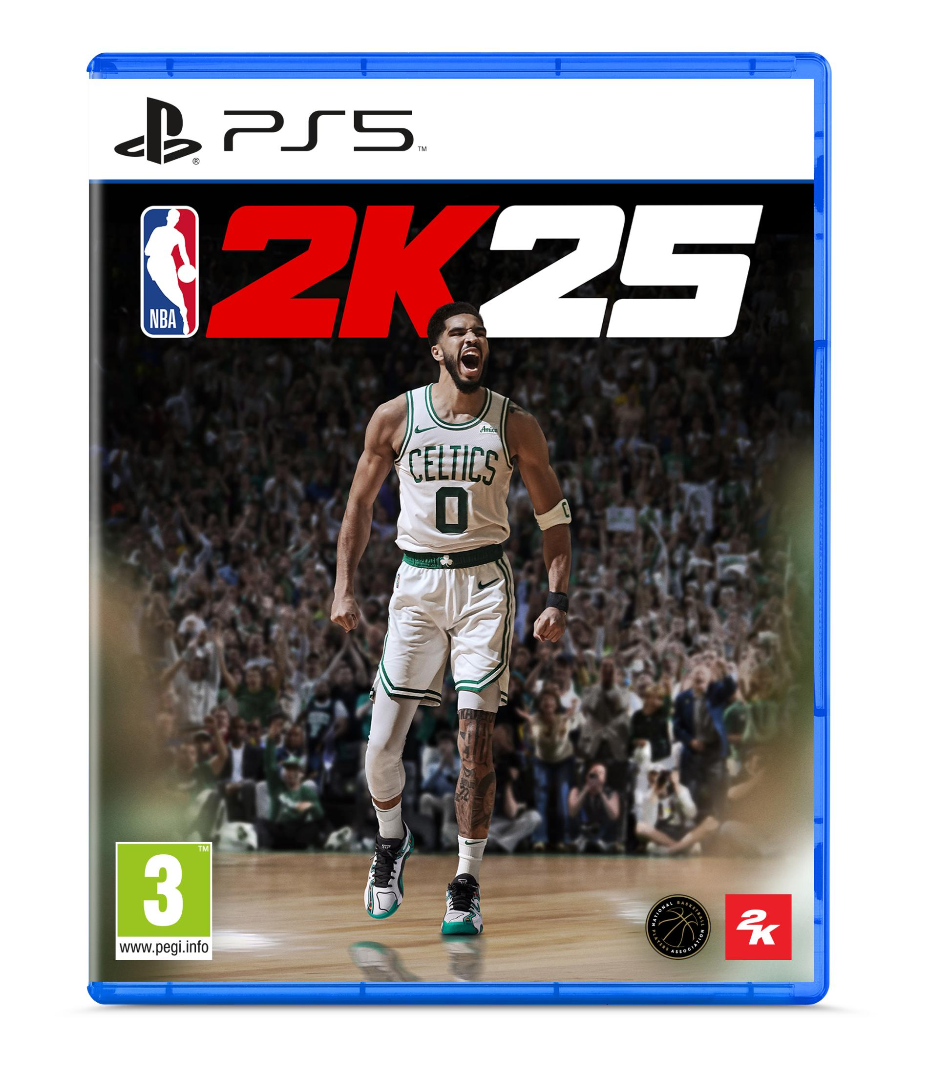 Copertina NBA 2K25 PS5 con Jayson Tatum in maglia Celtics davanti a una folla.