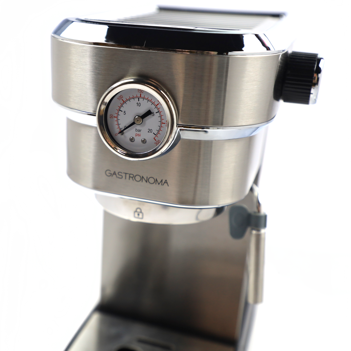 Zbliżenie srebrnej ekspresu do kawy z manometrem wskazującym 15 bar.