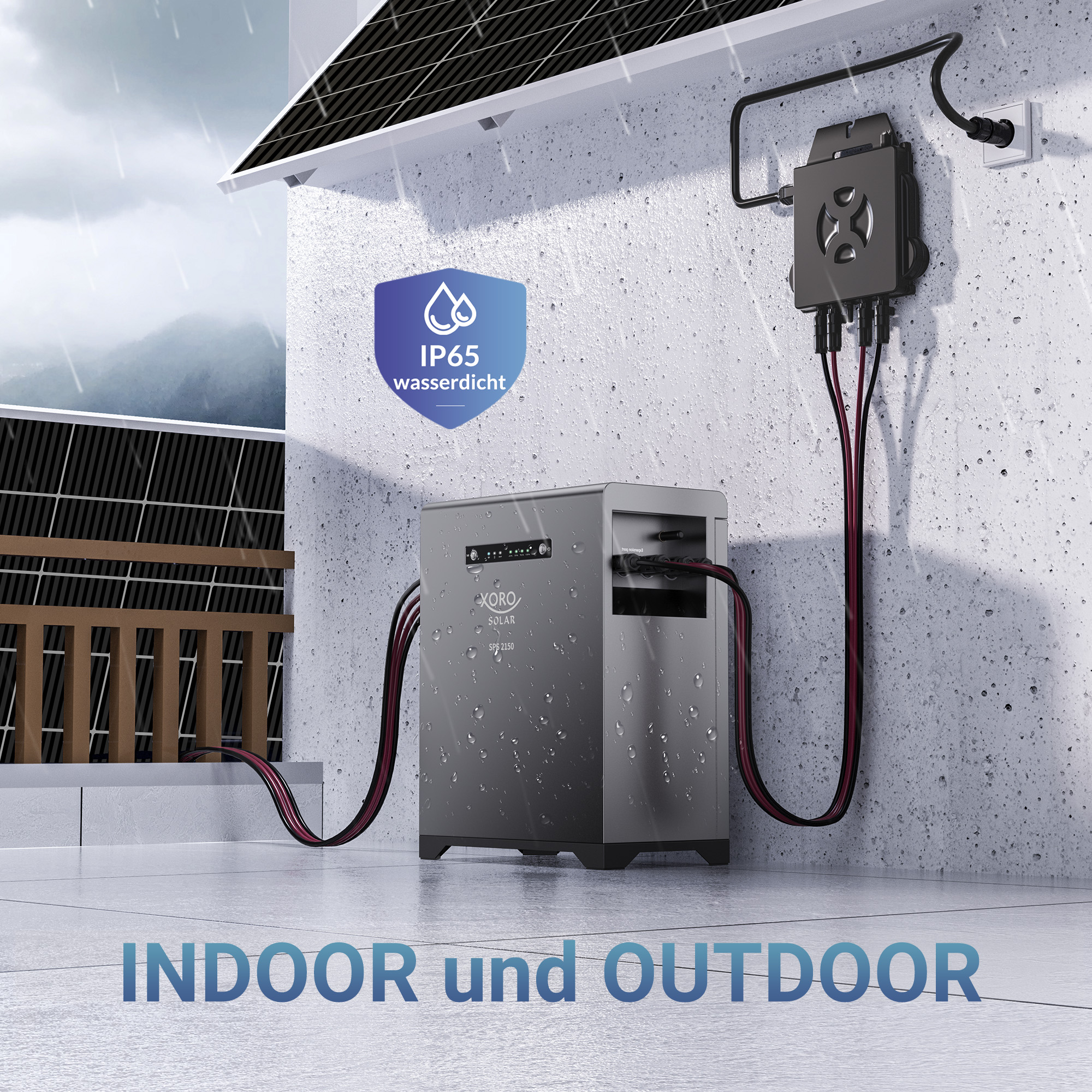 Solarbatterie mit Kabeln und Anschlusskasten bei Regen.