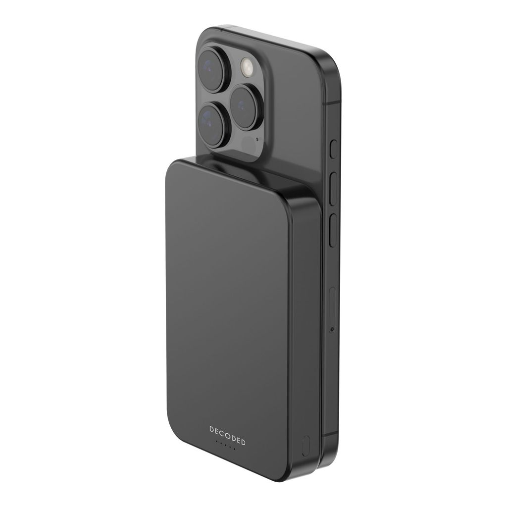 iPhone nero con pacco batteria nero attaccato. Fotocamere in alto a sinistra.