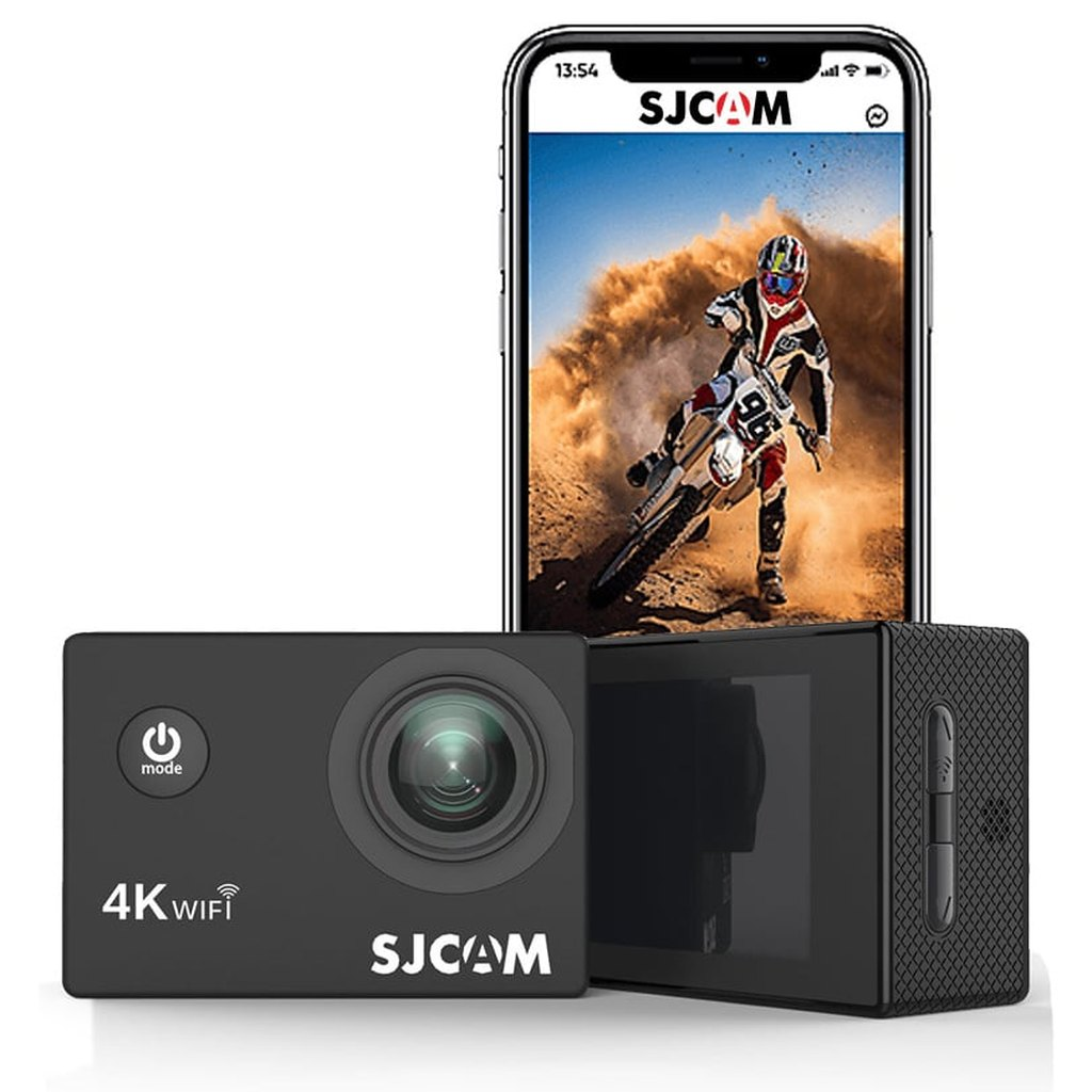 Bir SJCAM aksiyon kamera seti, üzerinde motokros sürücüsü gösteren bir kamera ve akıllı telefon içerir.