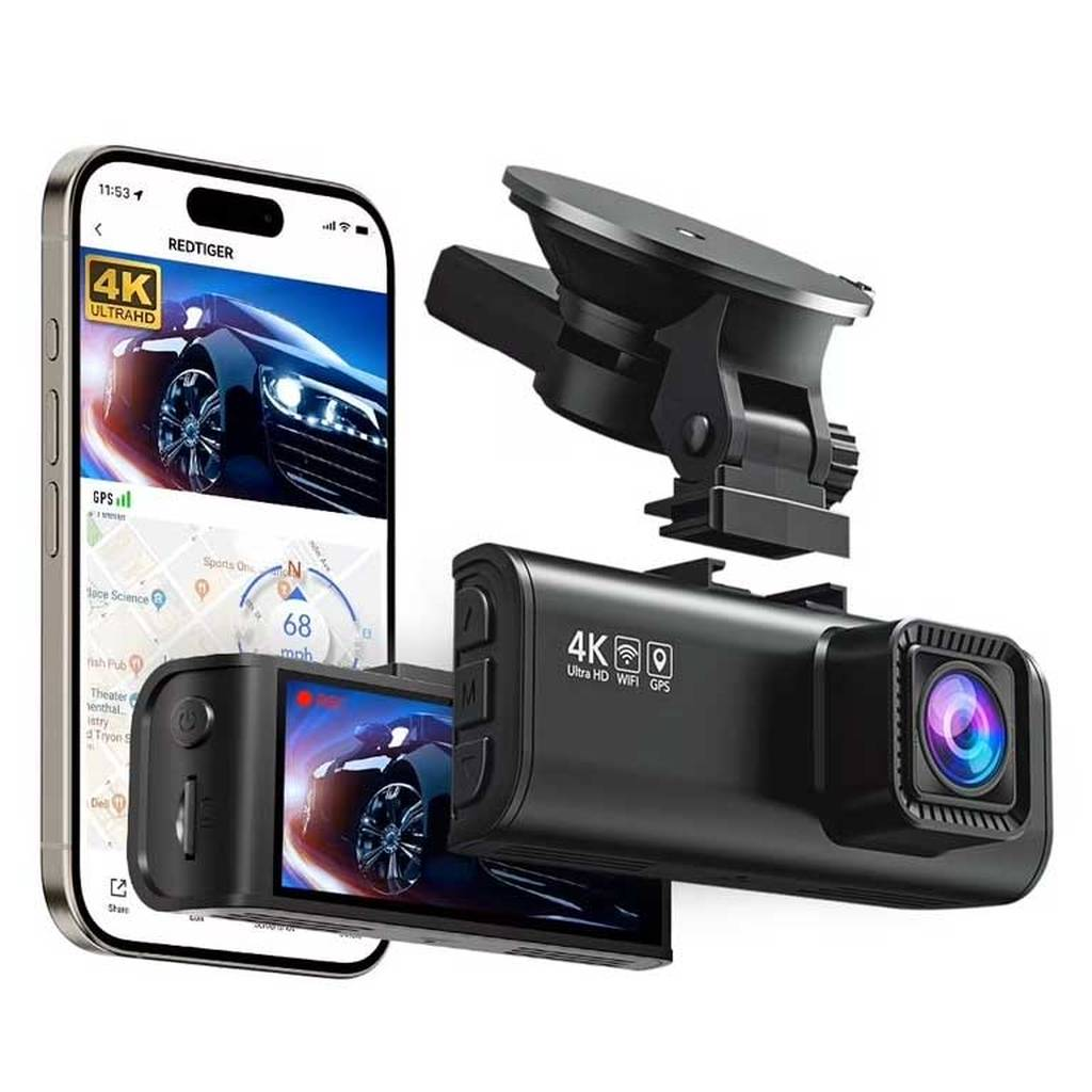 Een smartphone toont een 4K dashcam met zuignapbevestiging.