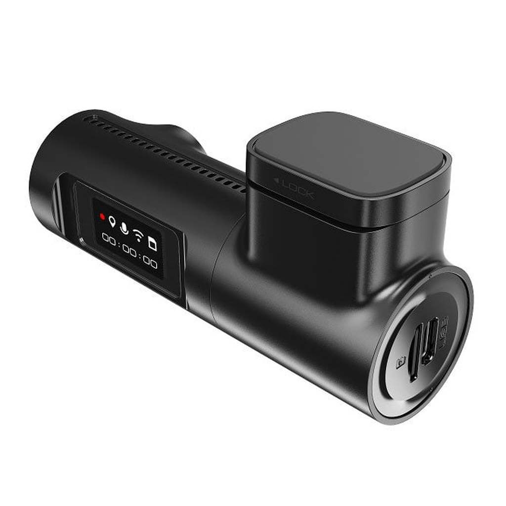 Zwarte dashcam met display en USB-poort op witte achtergrond.