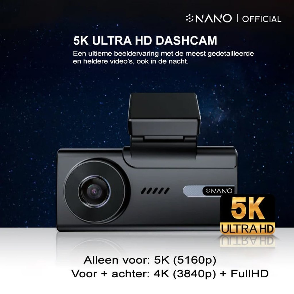 Zwarte 5K Ultra HD dashcam met logo, tegen een sterrenhemel.