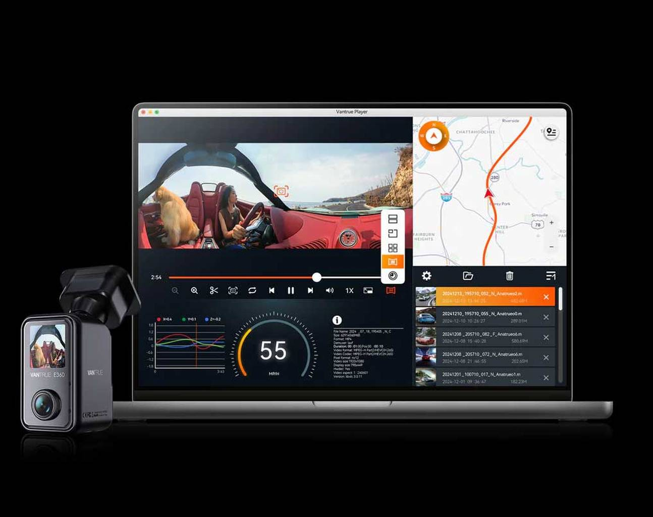 Laptop toont dashcam-opname vrouw en hond in rode auto, kaart en videolijst.