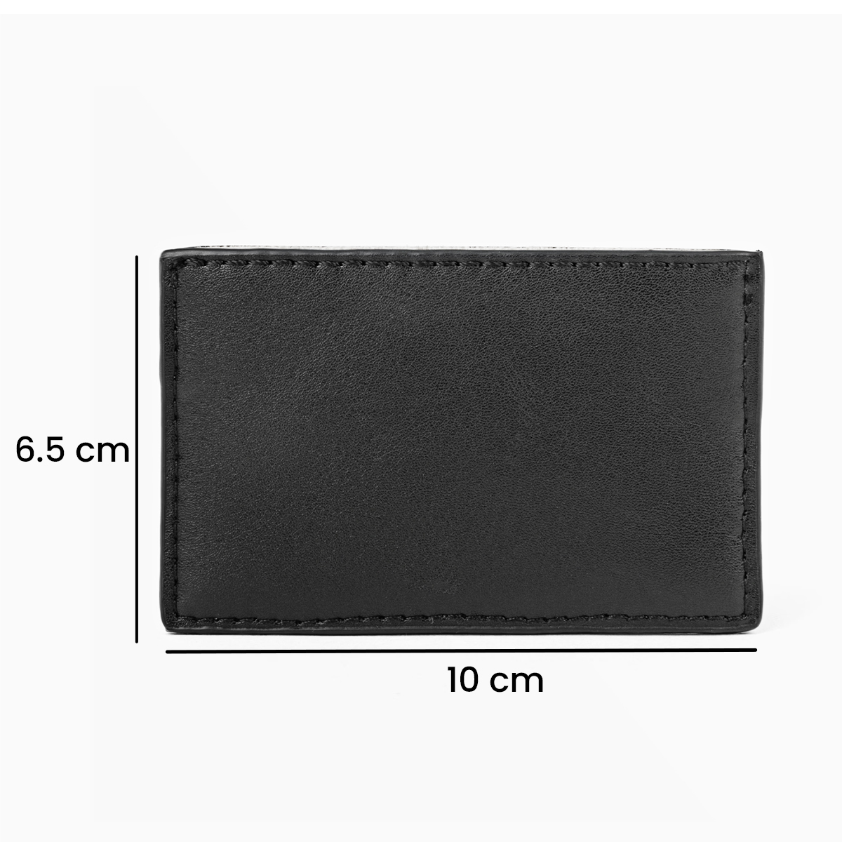 Un portafoglio nero in pelle, dimensioni 10x6,5 cm.
