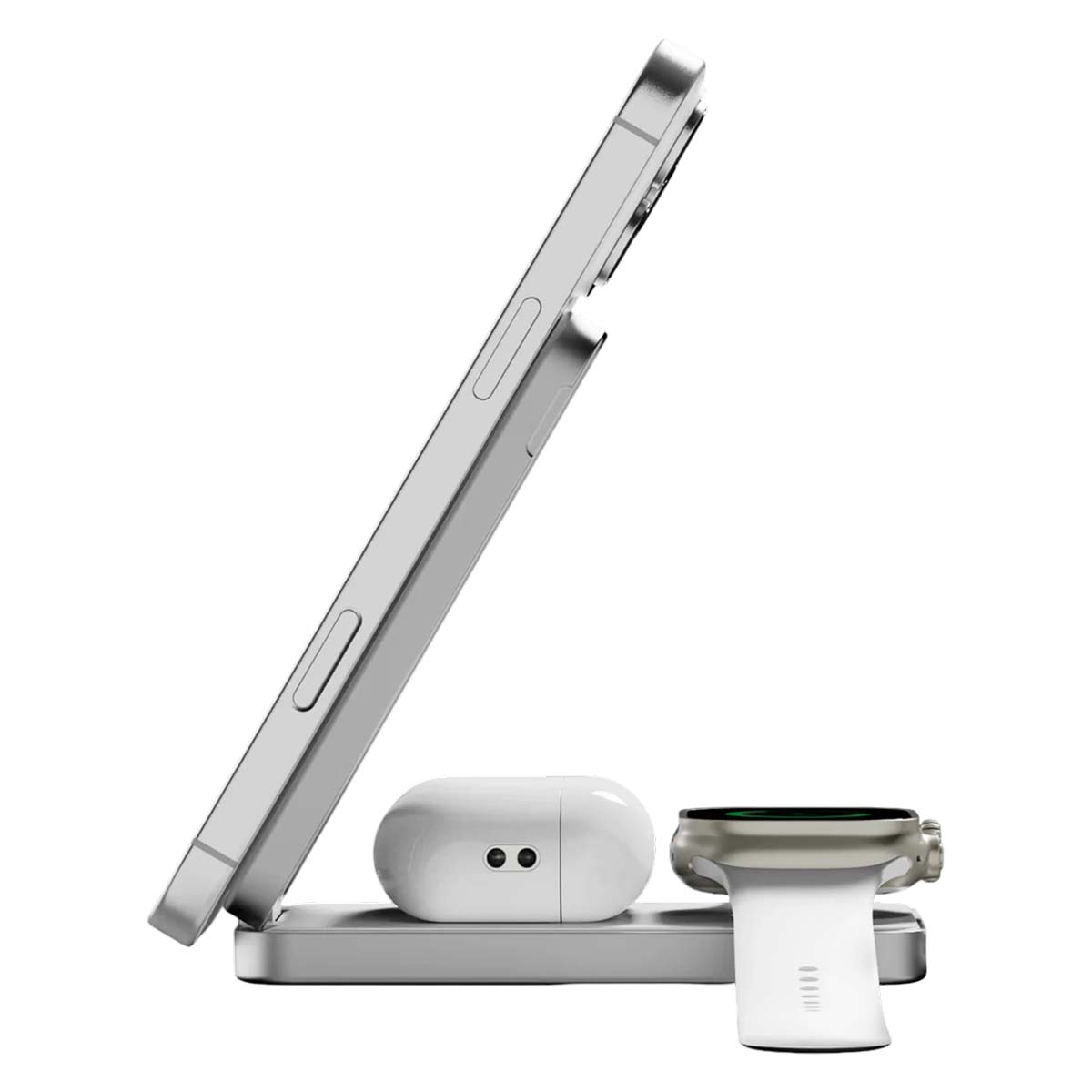 Silbernes Smartphone, weiße Ohrhörer und Smartwatch auf Ladestation.