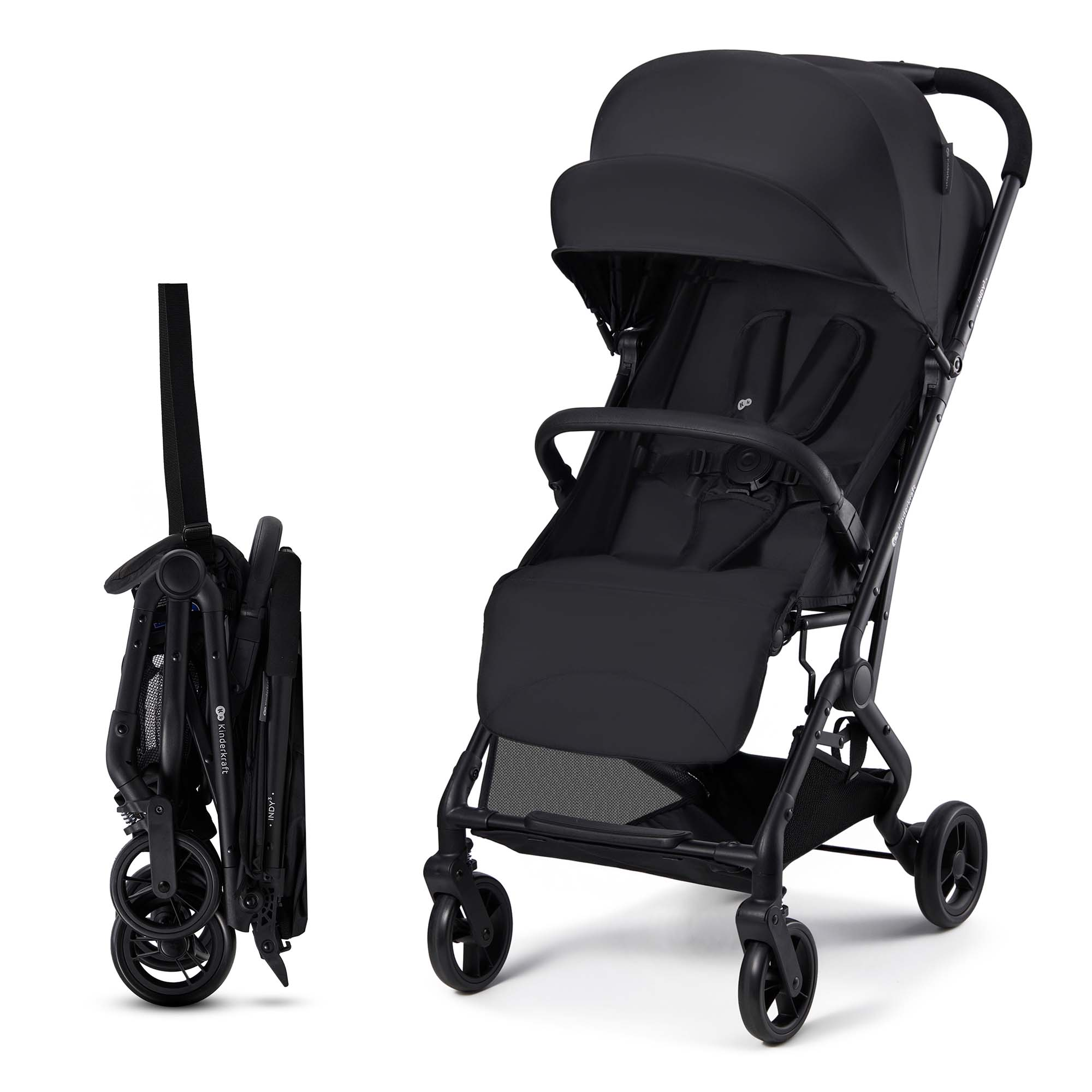 Ein schwarzer Kinderwagen, geöffnet und zusammengeklappt, steht auf weißem Hintergrund.