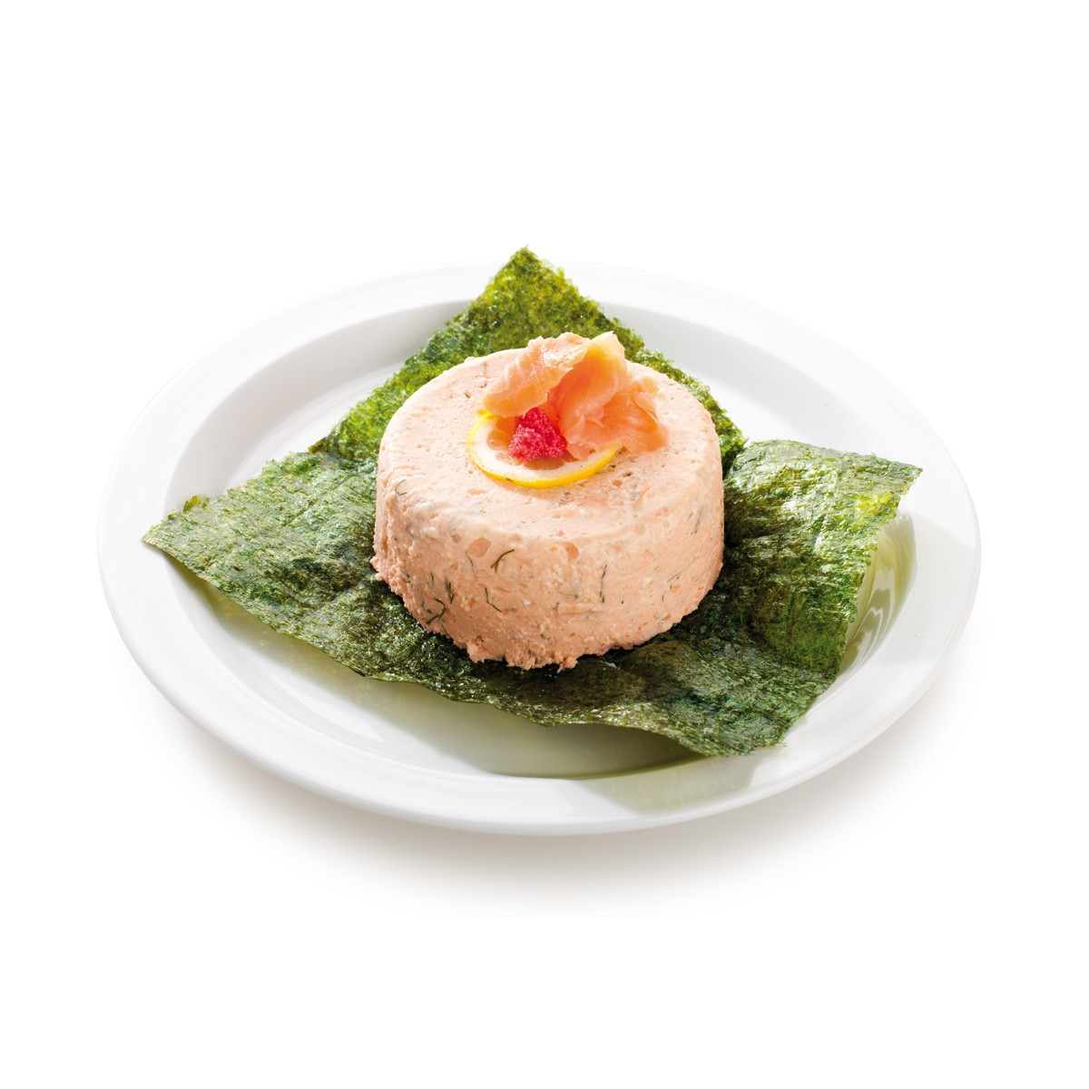 Lachsfarbene Pastete auf Nori-Blättern mit Lachs und Zitrone garniert.