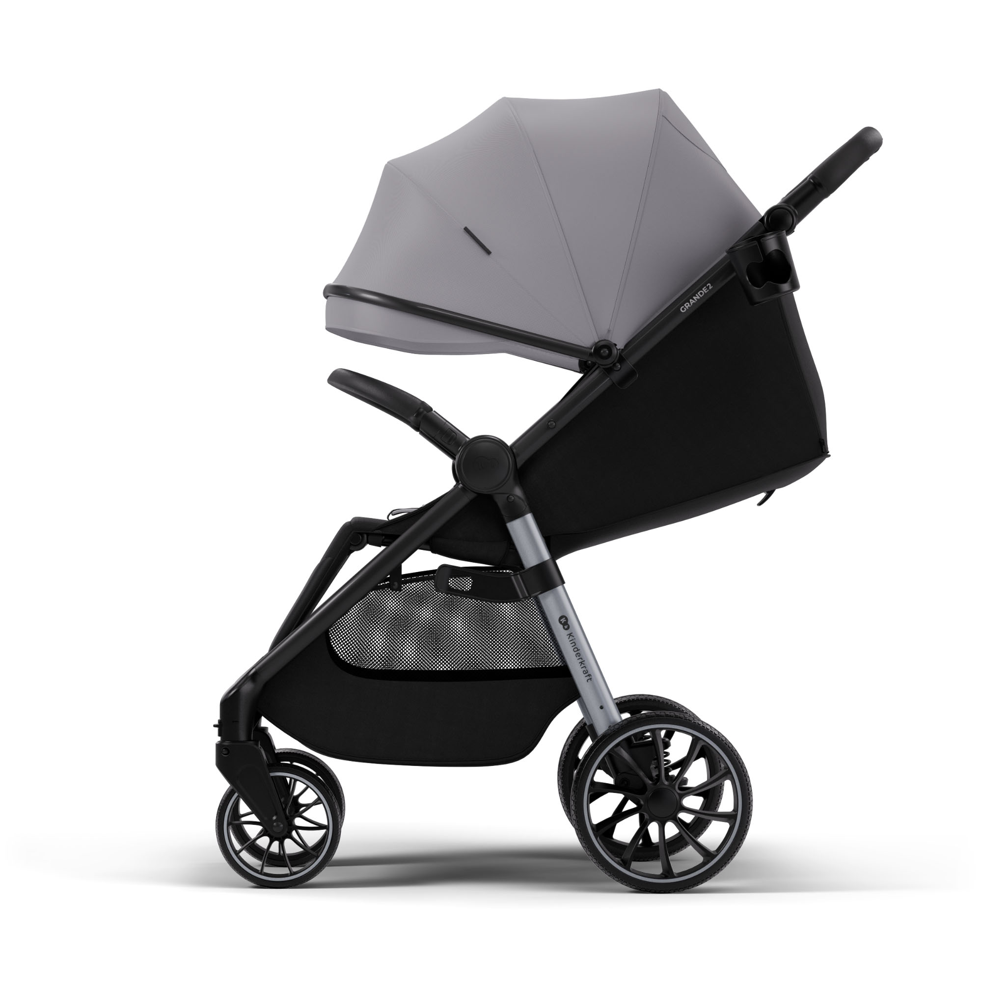 Ein grauer Kinderwagen mit schwarzem Stoff und Rädern.
