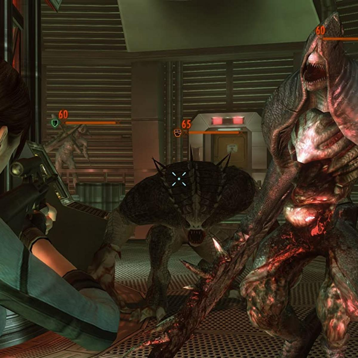 Kobieta z bronią walczy z potworami w pokoju science-fiction.