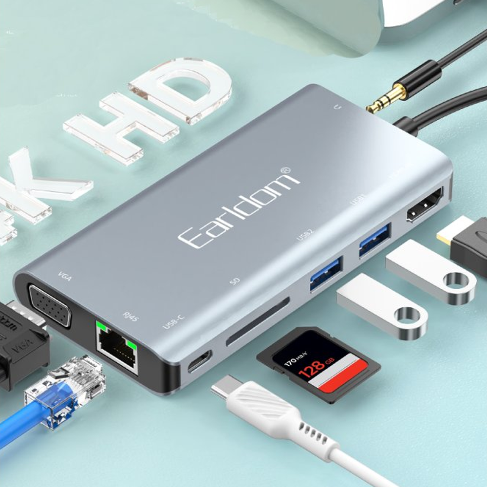 Gümüş USB-C hub VGA, RJ45, SD kart, USB portlar ve 128 GB kart ile.