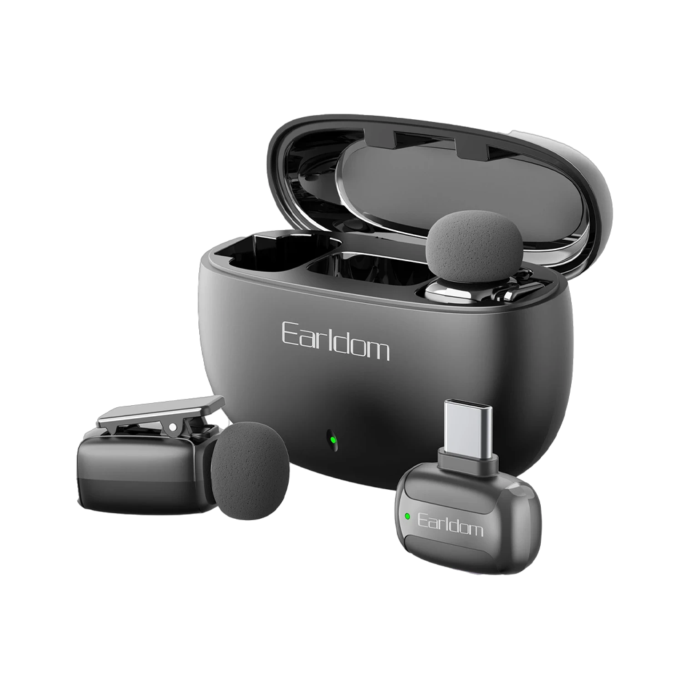 Şarj kutusu ve USB-C adaptörlü kablosuz mikrofonlar. Gri.