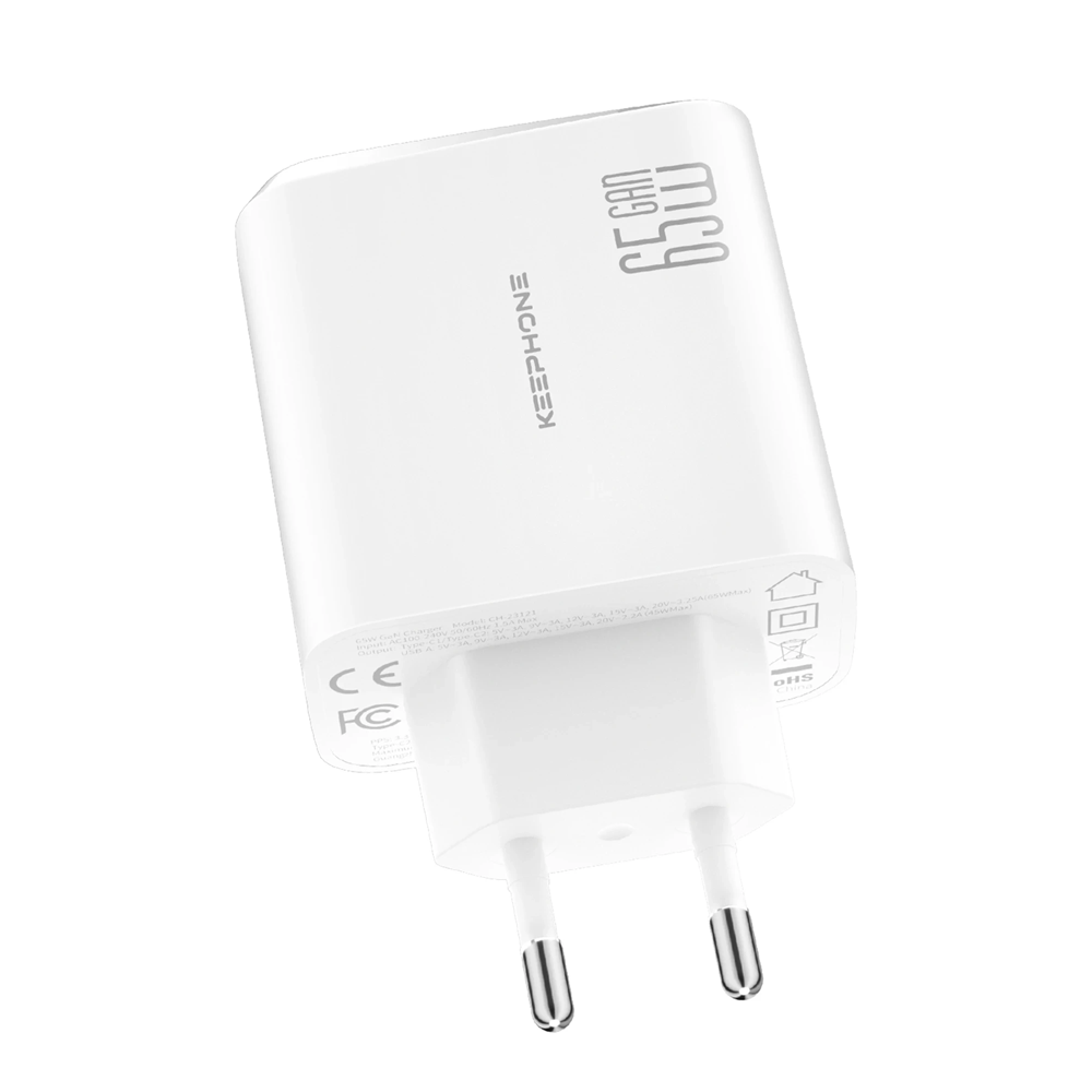 İki pinli ve işaretli beyaz 65W GaN şarj cihazı.