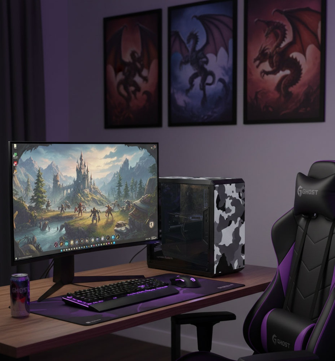 Zestaw gracza: monitor ze sceną fantasy, PC, klawiatura, mysz, fotel i grafiki smoków.