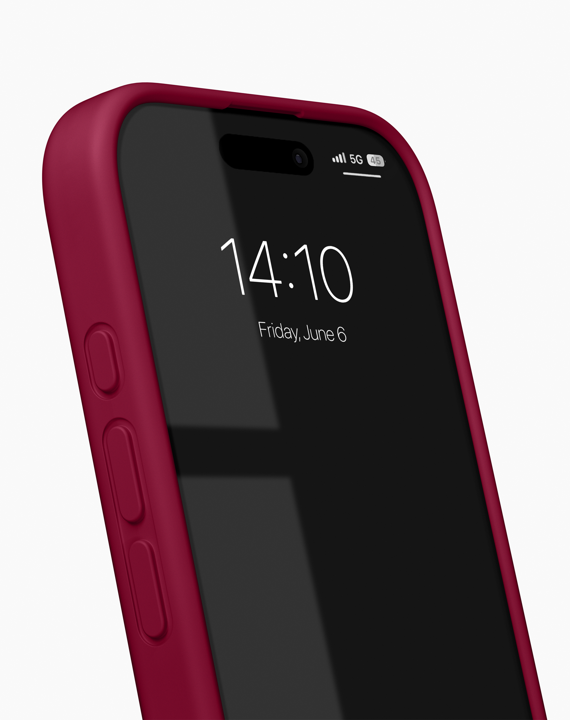 Eine Nahaufnahme eines Smartphones in einer roten Hülle, das die Uhrzeit 14:10 und das Datum Freitag, 6. Juni anzeigt.