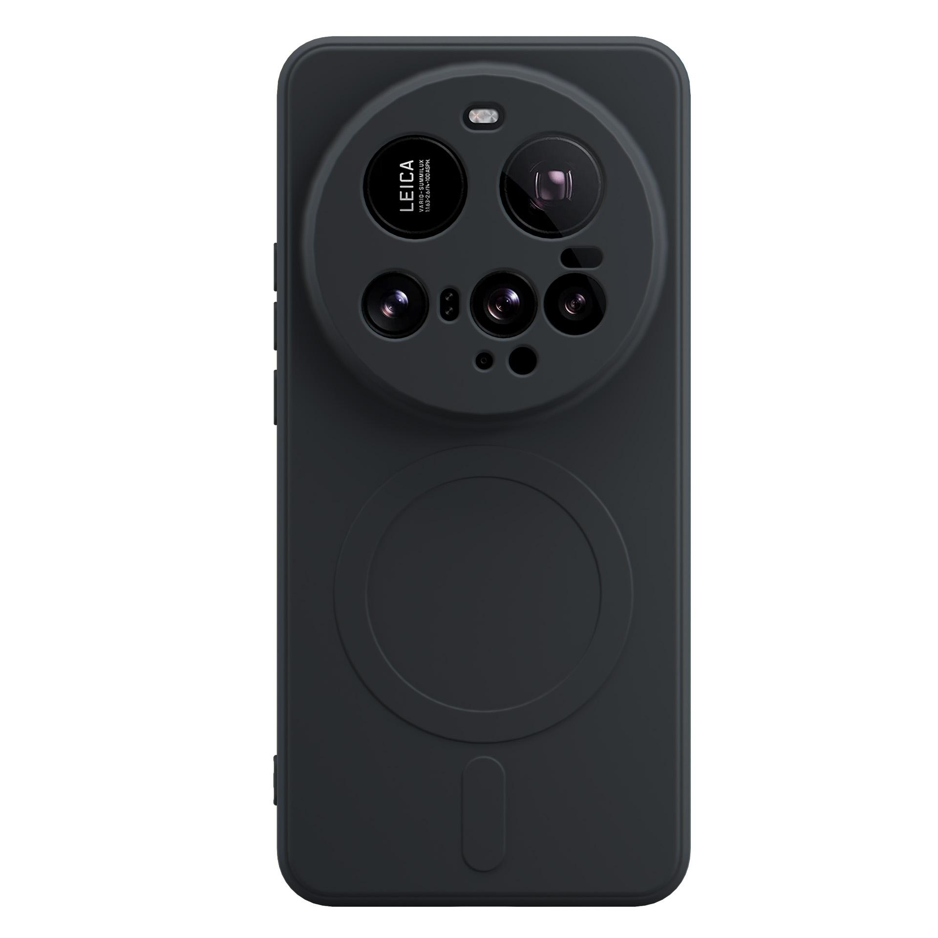 Czarne etui na telefon z modułem aparatu Leica i pierścieniem magnetycznym.