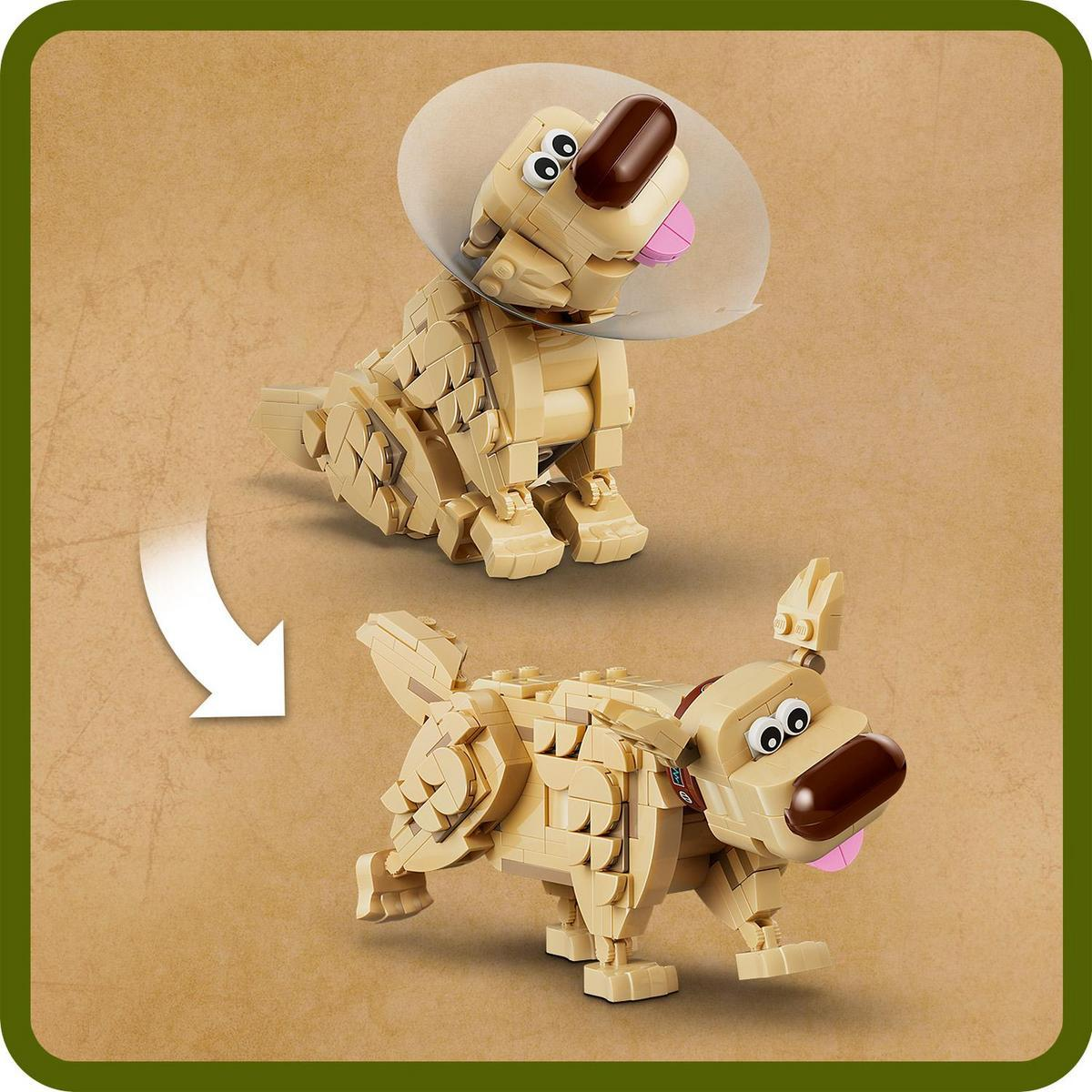 Dos versiones LEGO del perro Dug: una con collarín, la otra corriendo.