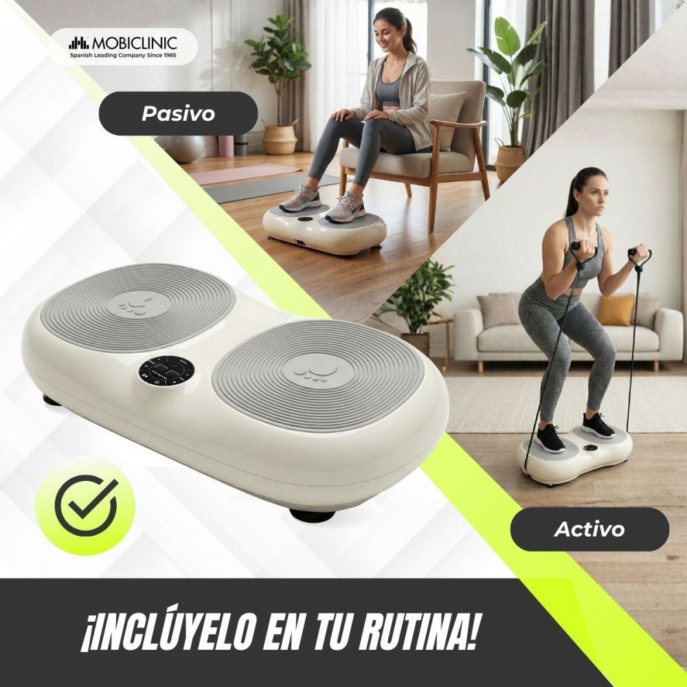 Plataforma vibratoria blanca con dos almohadillas grises. Mujer sentada, mujer entrenando con cuerdas.