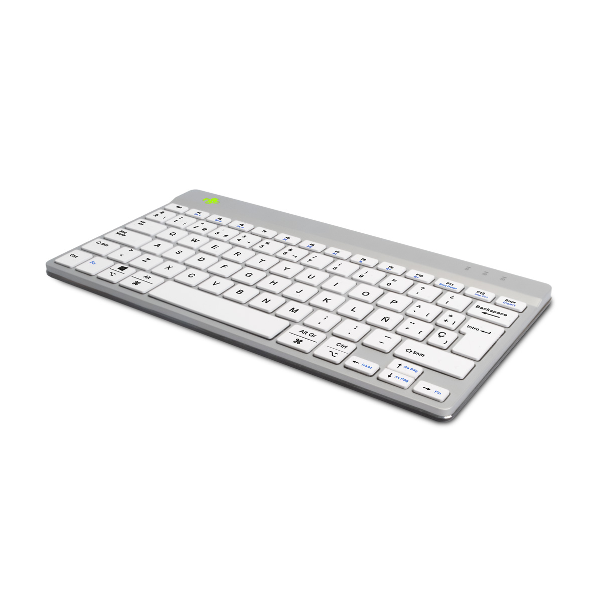 Silberne kabellose Tastatur mit weißen Tasten auf weißem Hintergrund.