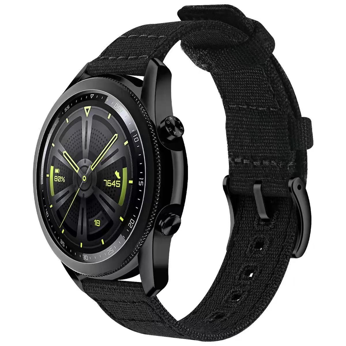 Smartwatch nero con cinturino in tessuto, lancette ore 18, 80% batteria.