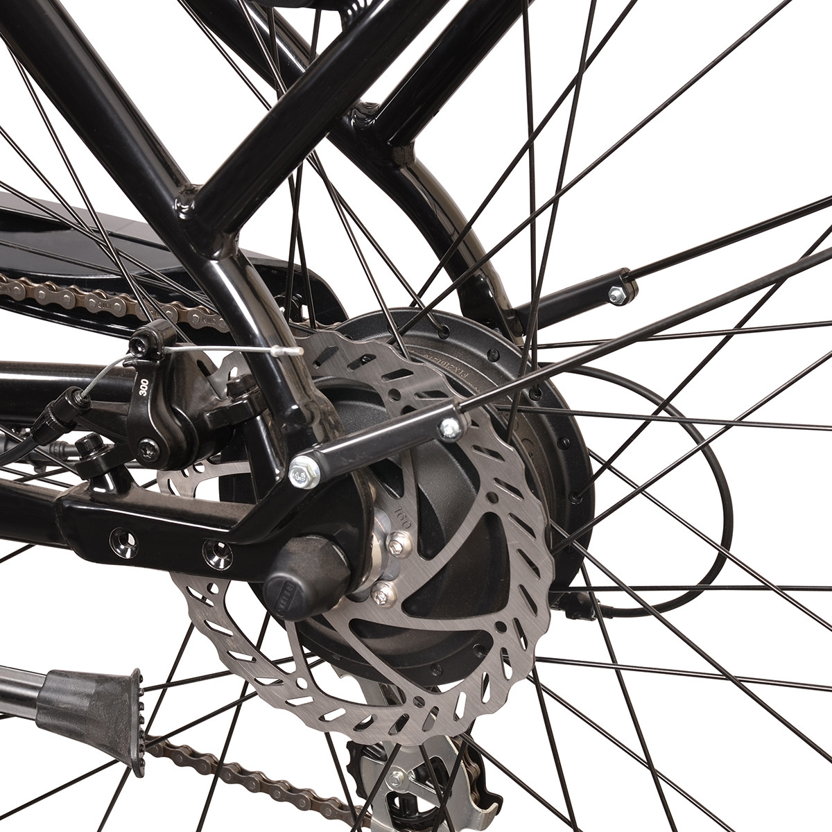 Zbliżenie tylnego koła roweru z hamulcem tarczowym i łańcuchem.