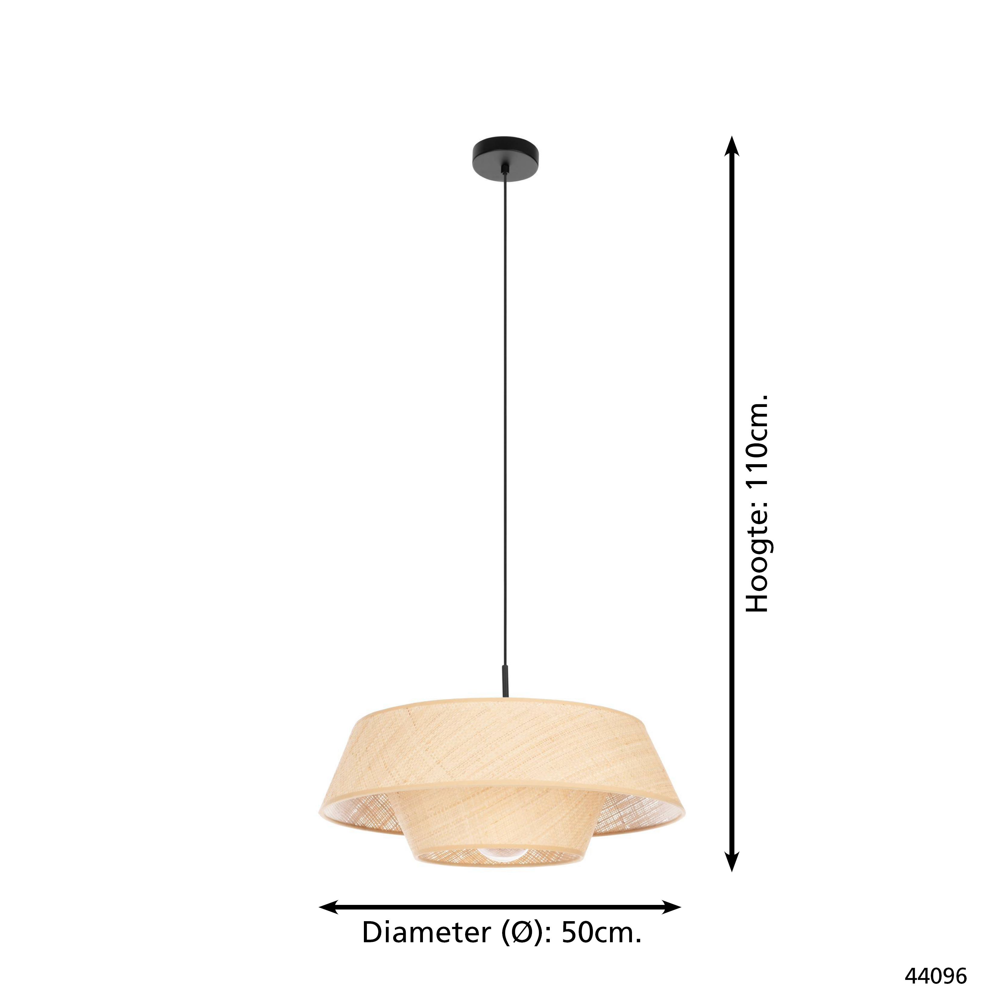 Eine Hängelampe aus hellem Holzgeflecht mit einem schwarzen Baldachin. Maße: 110cm H, 50cm D.