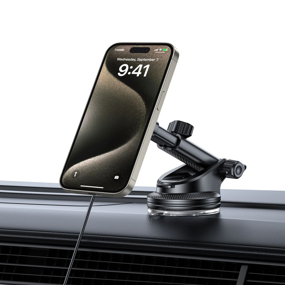 Ein schwarzer Handyhalter mit Saugnapf, der an einem Armaturenbrett befestigt ist und ein iPhone hält.