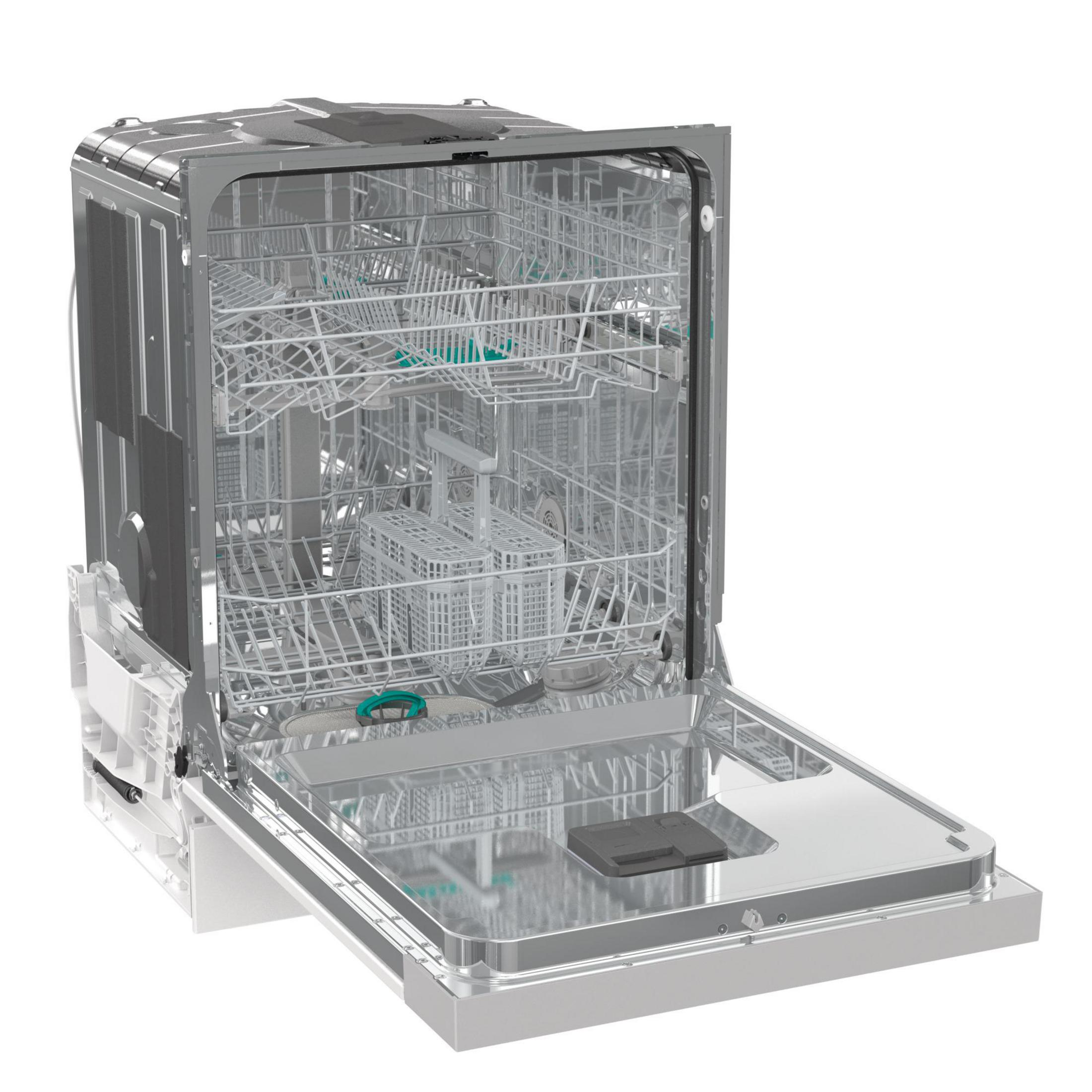 Otwarta, pusta zmywarka z srebrnymi koszami i białą obudową.