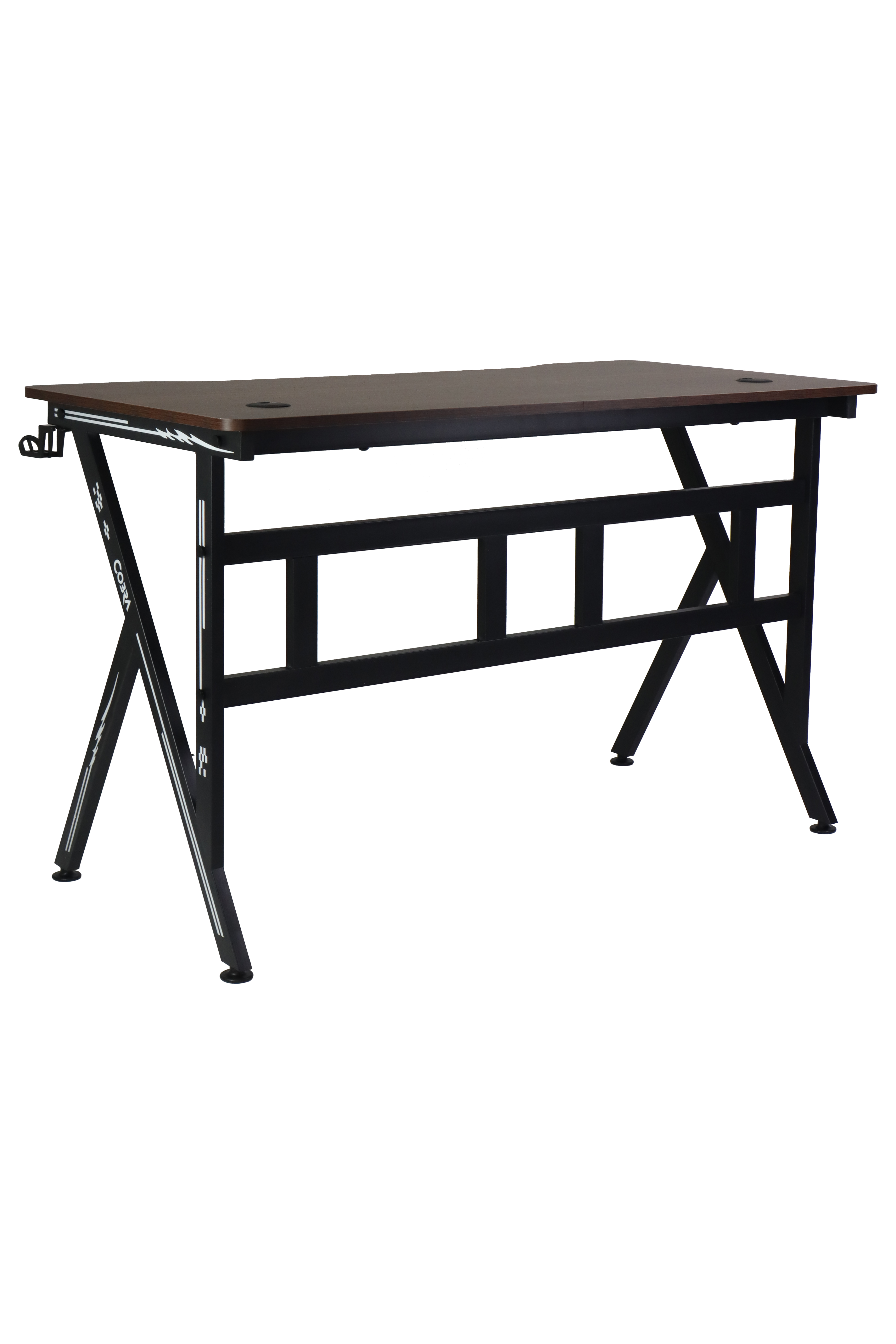 Brązowe biurko z czarnymi metalowymi nogami i otworami na kable.