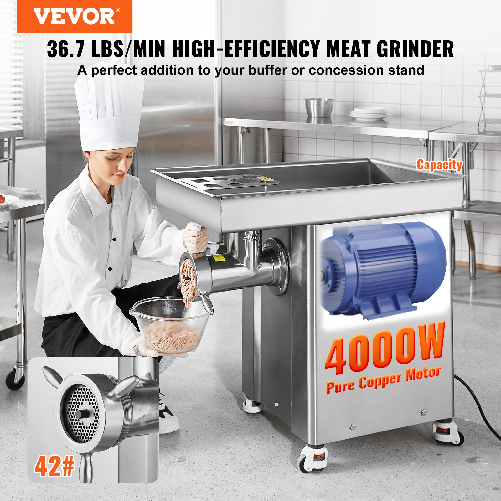 Una cocinera usa una picadora de carne para moler carne. Se muestra un motor.