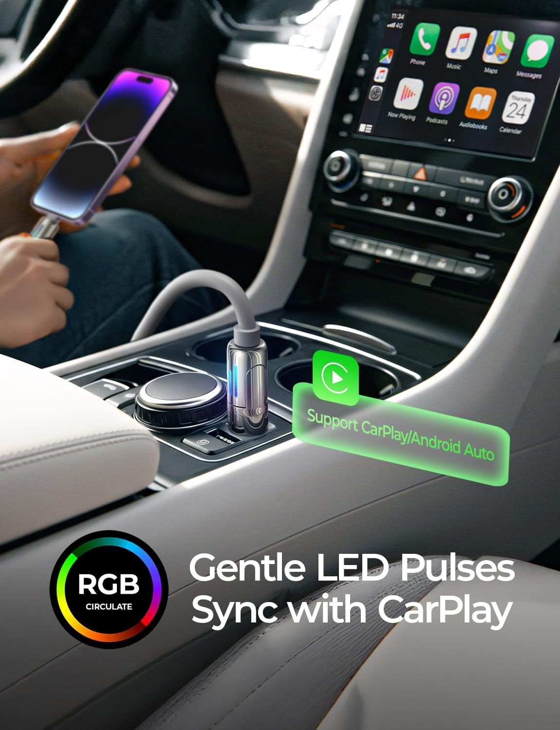 Telefon podłączony do ładowarki samochodowej z obsługą CarPlay. Delikatne pulsowanie LED.