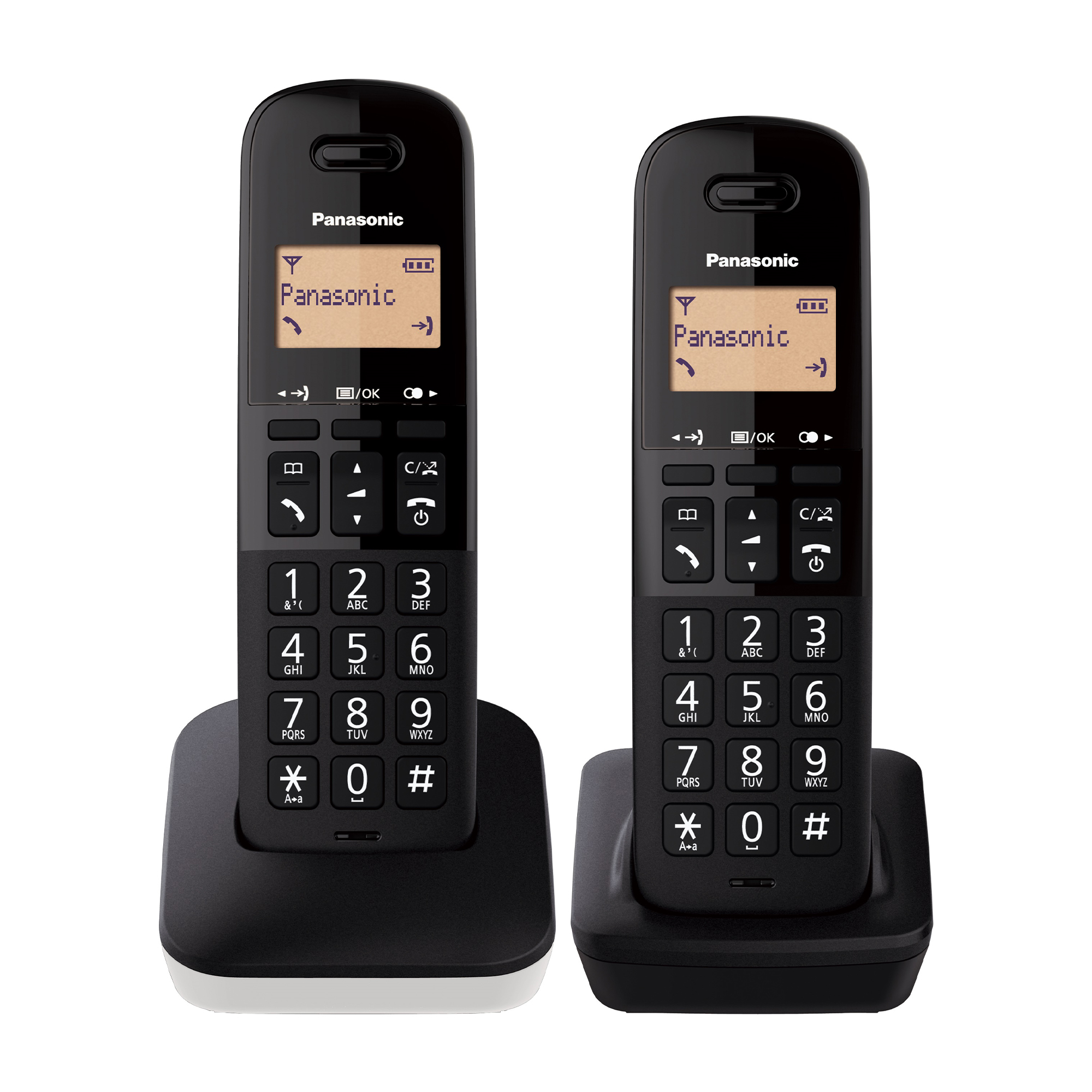 Due telefoni cordless Panasonic neri sulle loro basi di ricarica.