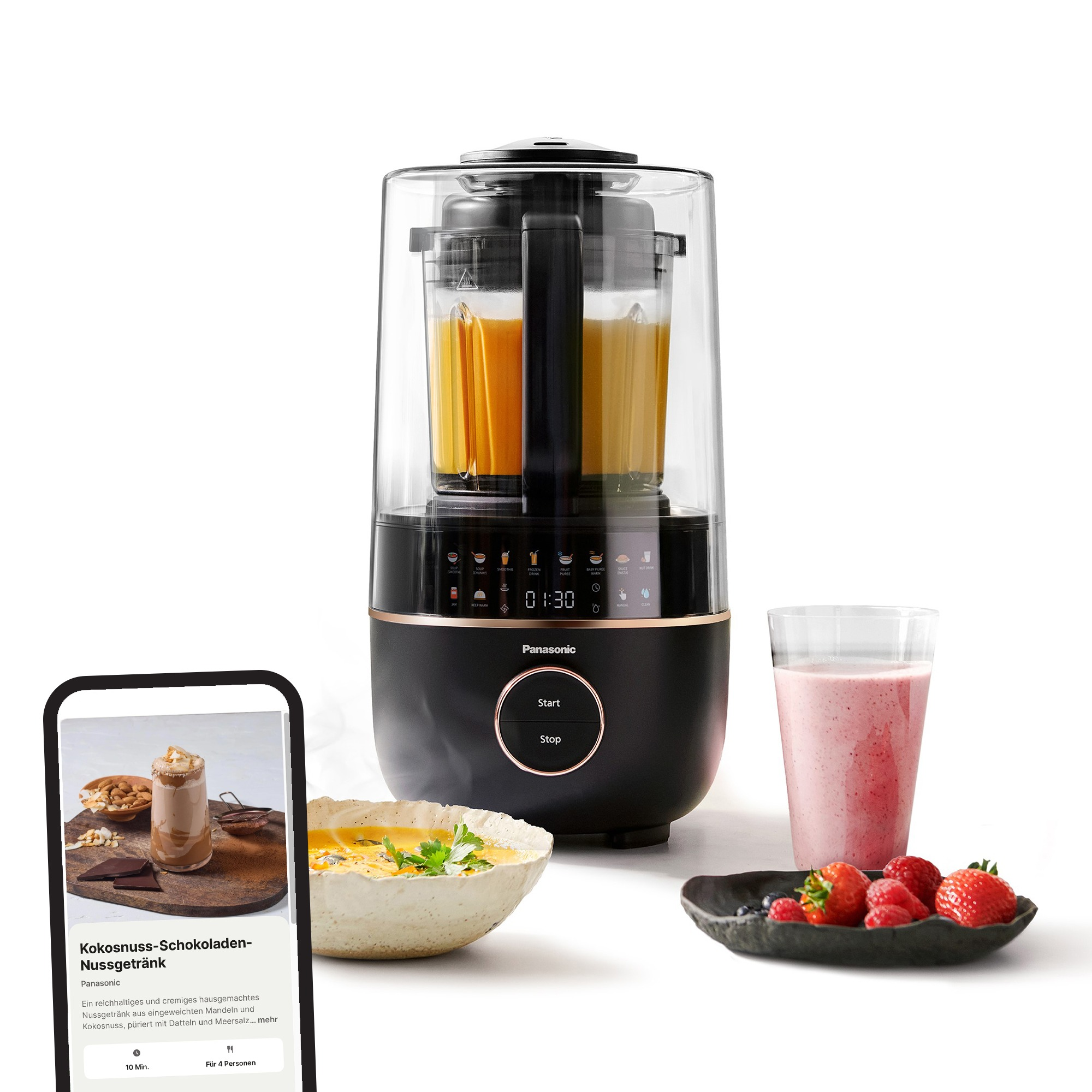Ein Panasonic Mixer mit orangefarbenem Saft, Beeren und einem Smoothie.