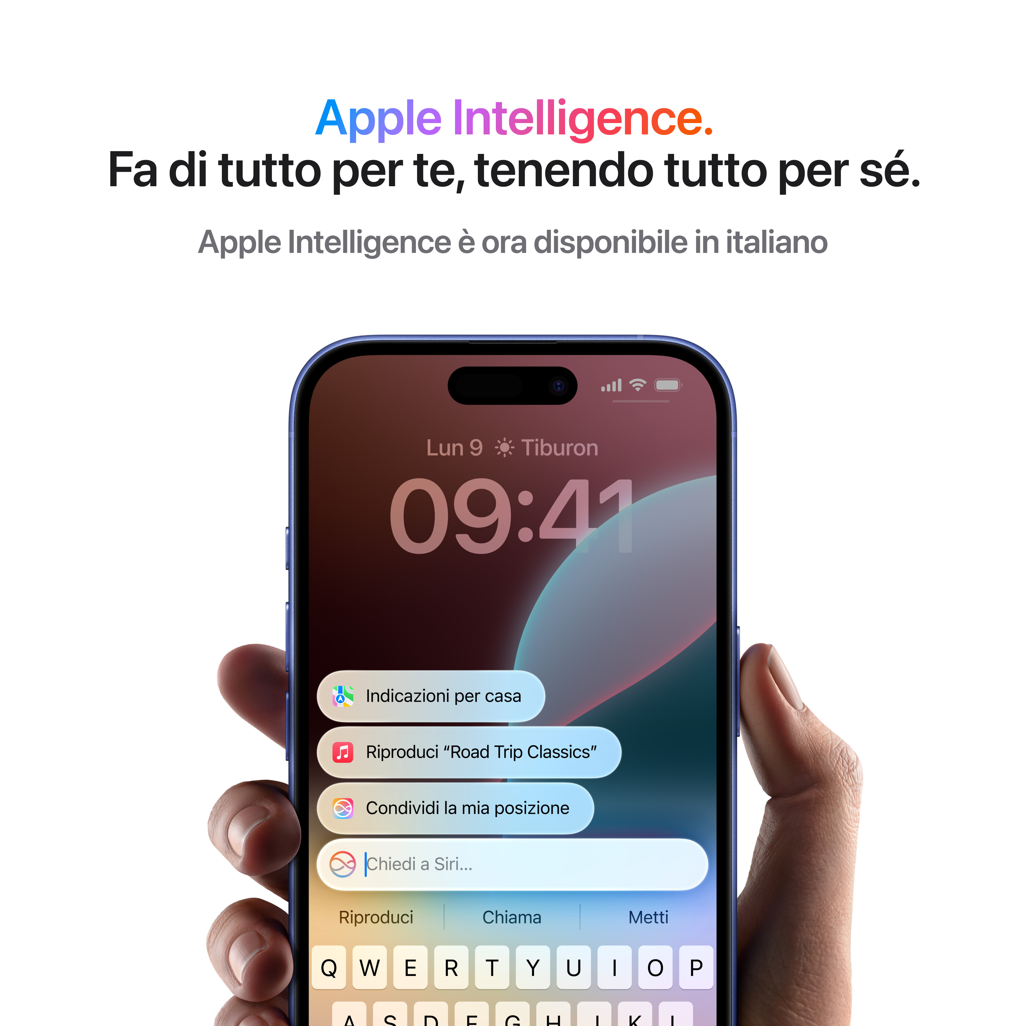 Una mano sostiene un iPhone azul mostrando la pantalla de bloqueo con la hora 09:41.