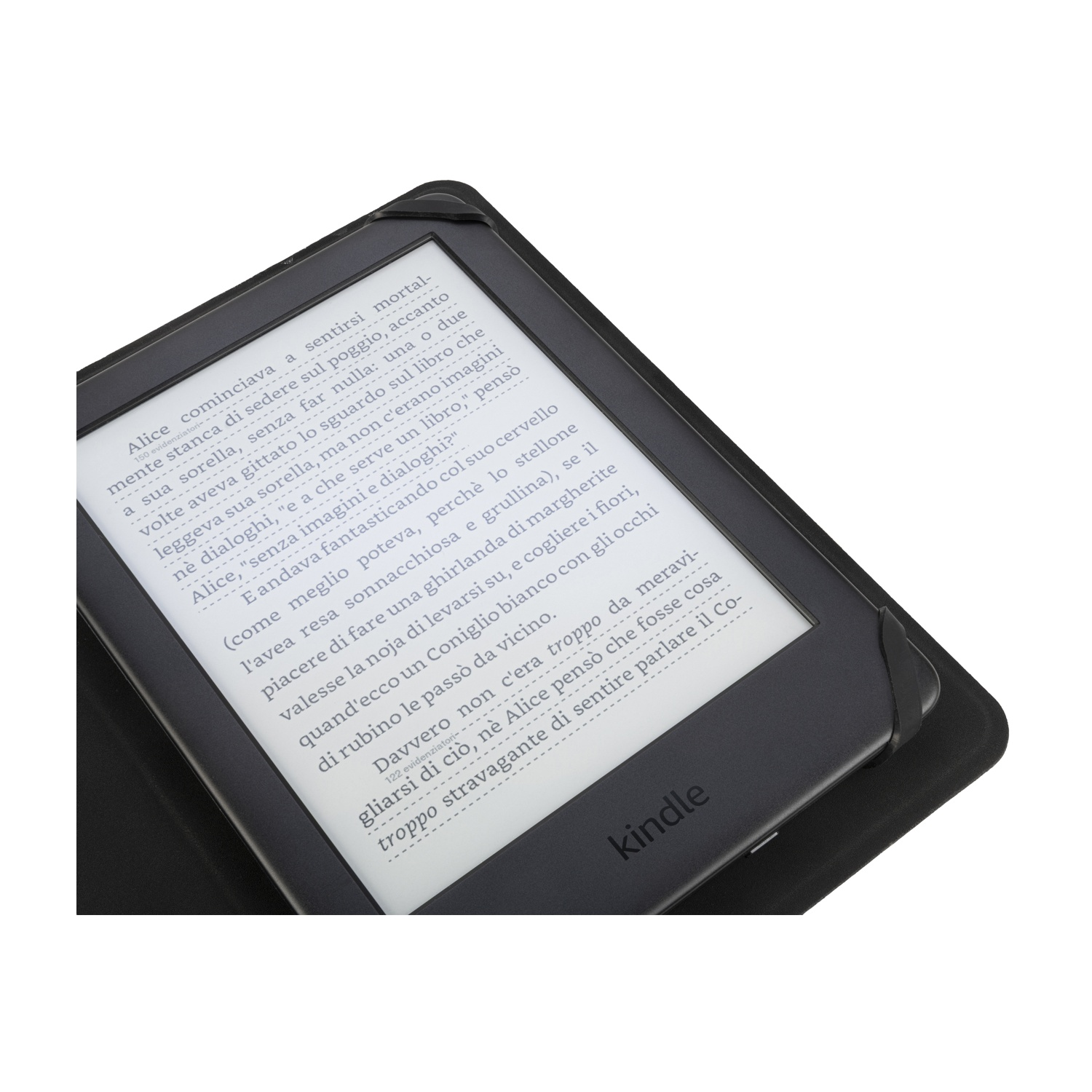 Un e-reader negro que muestra un libro con texto en italiano en la pantalla.