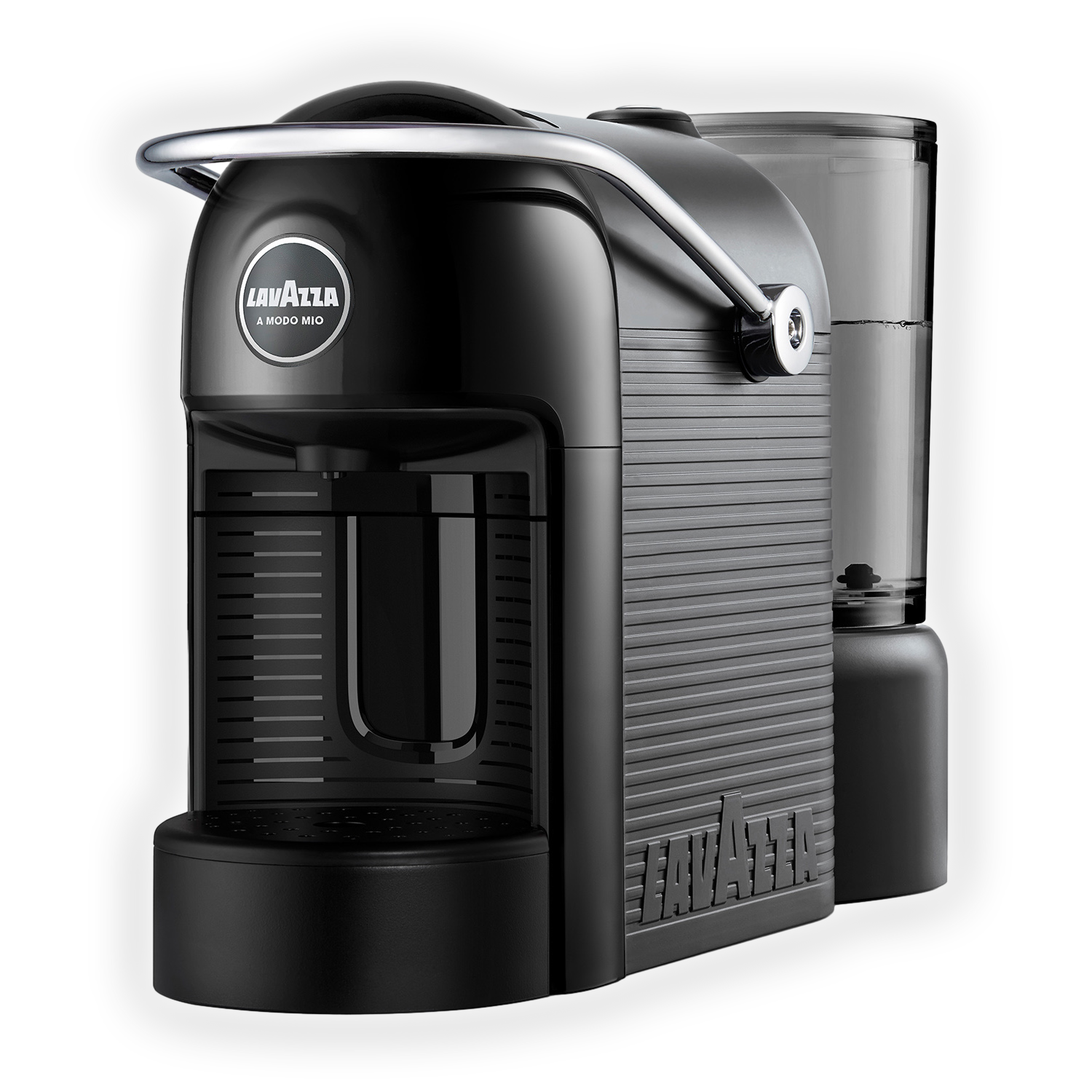 Macchina da caffè Lavazza nera con serbatoio dell'acqua e maniglia cromata su sfondo nero.