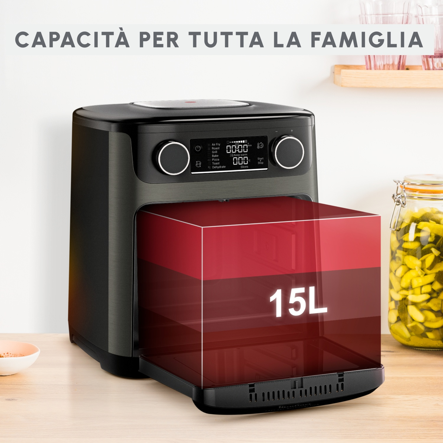 Una freidora de aire negra de 15L con pantalla digital, capacidad para toda la familia.