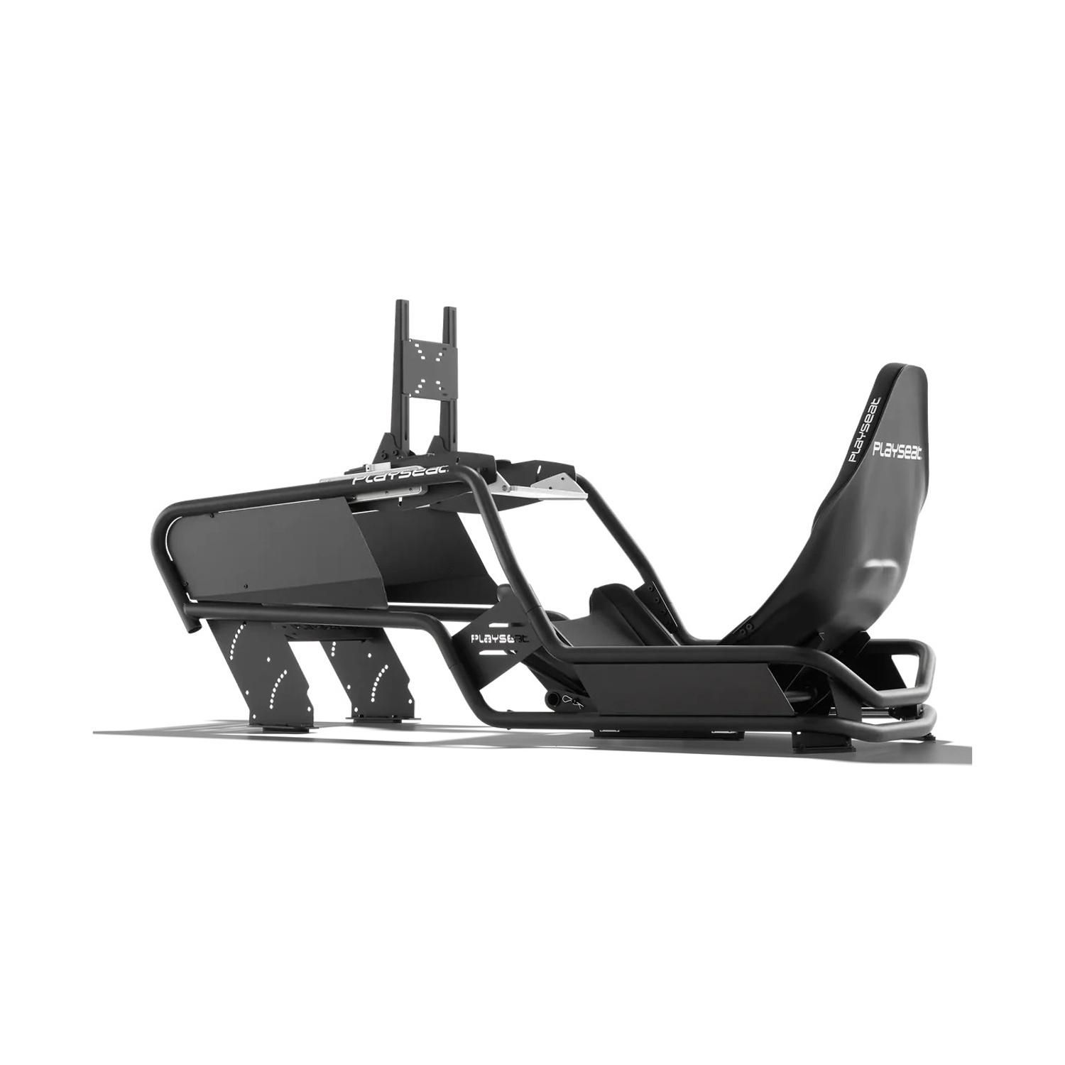 Un asiento de simulador de carreras negro con marco de metal sobre fondo blanco.