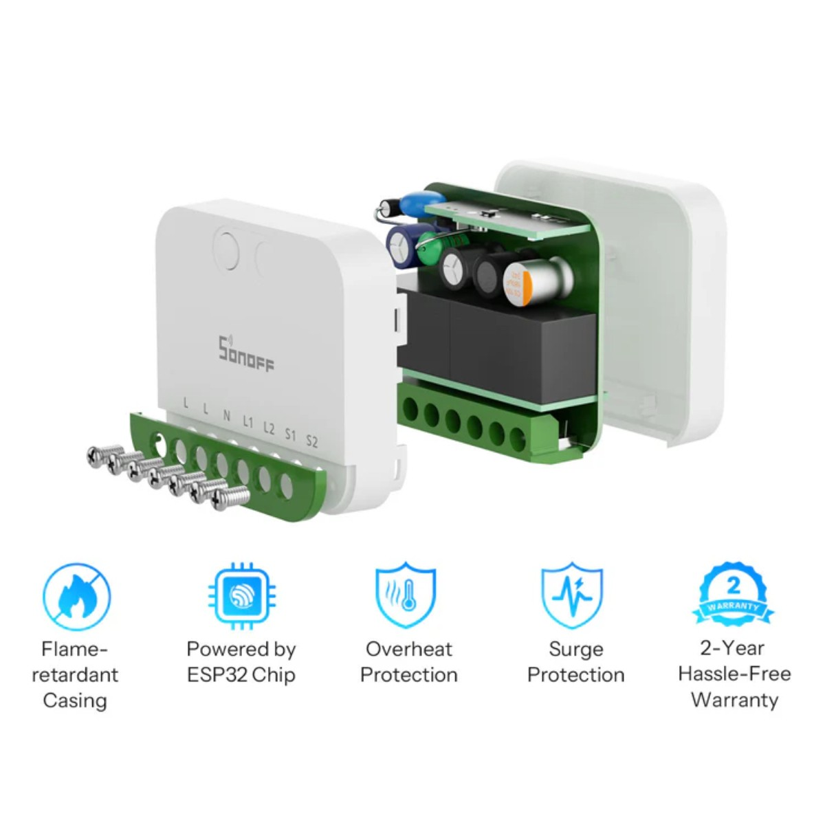 Dispositivo Sonoff con tapa abierta, mostrando placa de circuito con componentes y tornillos.