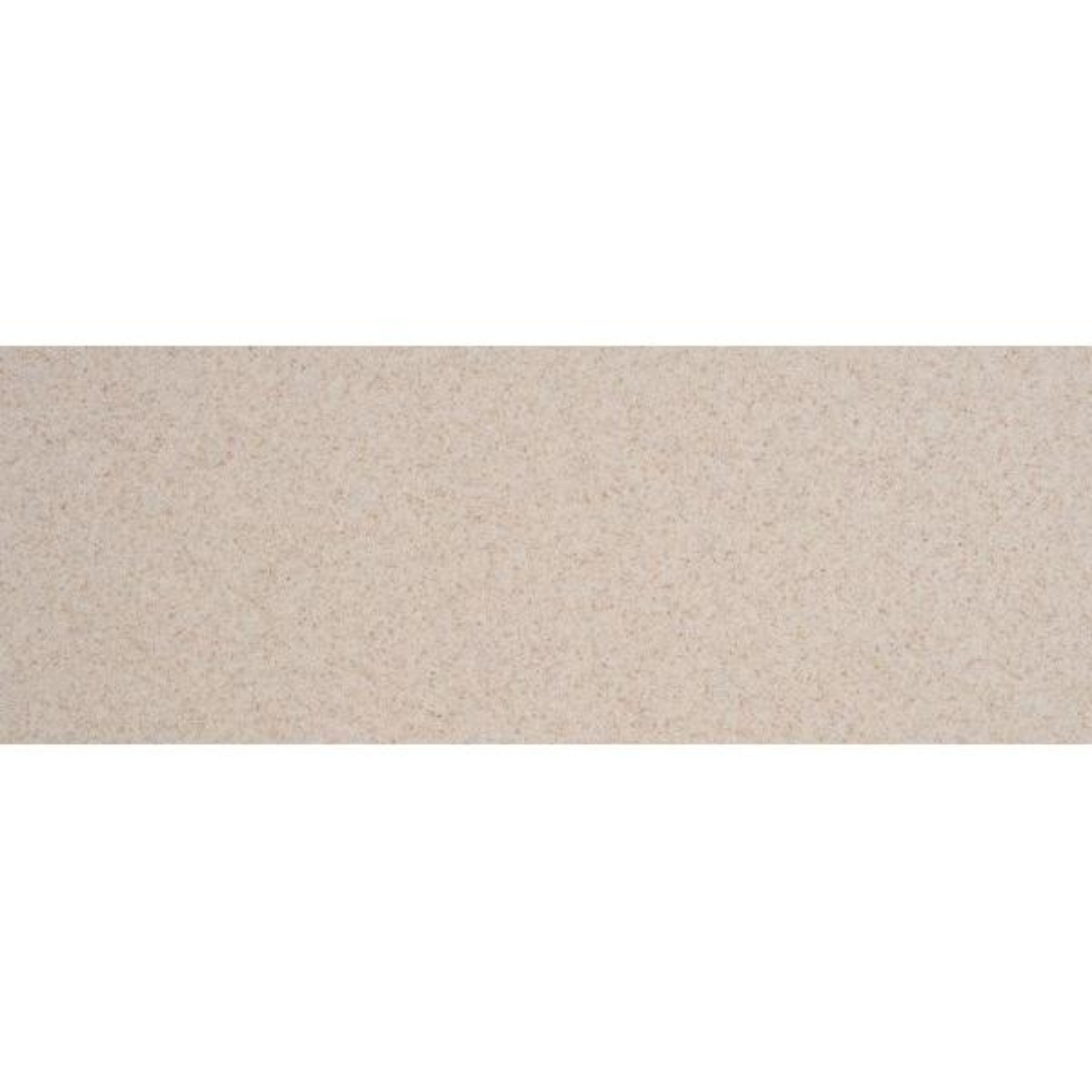 Primo piano di un materiale beige chiaro con minuscole macchioline scure.