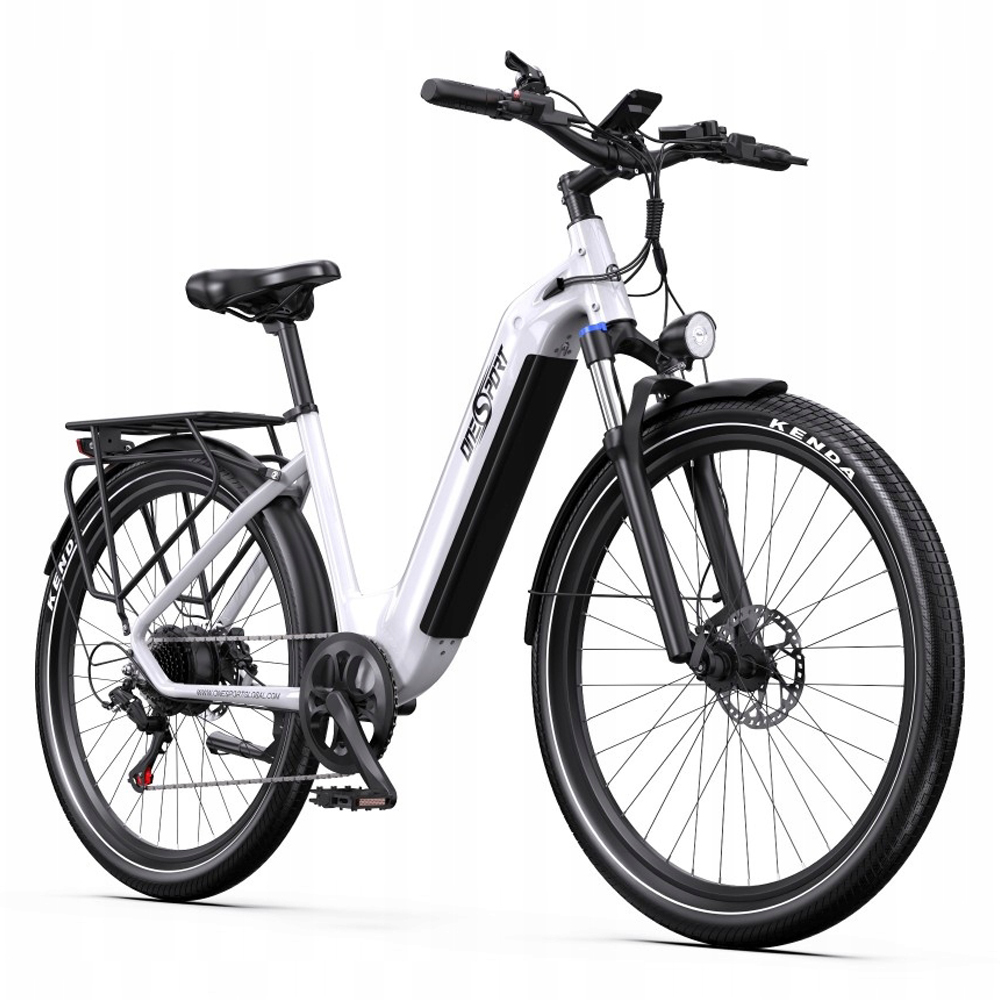 Bicicleta eléctrica blanca con batería negra, portaequipajes y neumáticos Kenda.