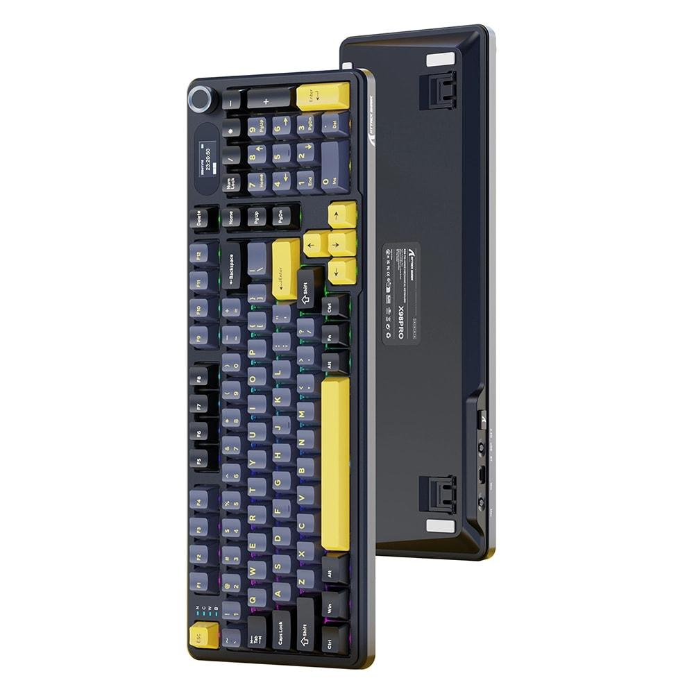 Sarı vurgu tuşları ve RGB aydınlatmalı koyu gri klavye.
