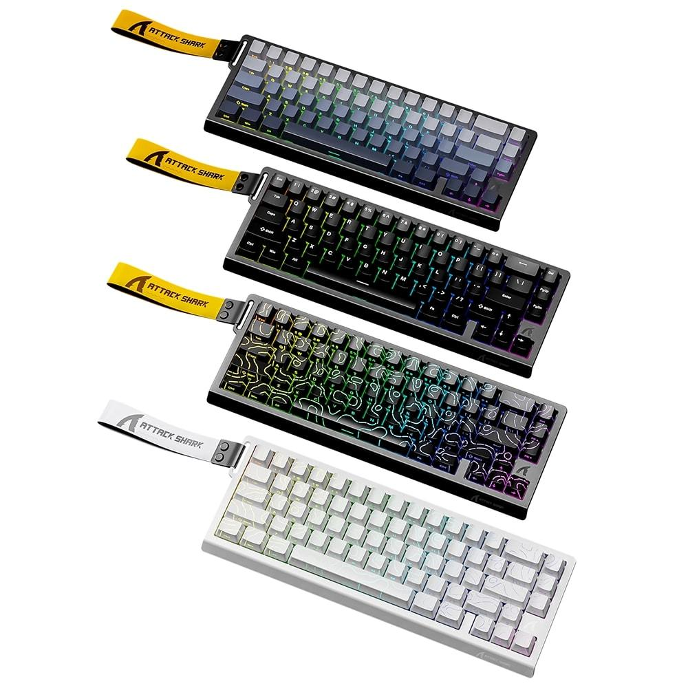 RGB aydınlatmalı ve bilek kayışlı dört mekanik klavye.